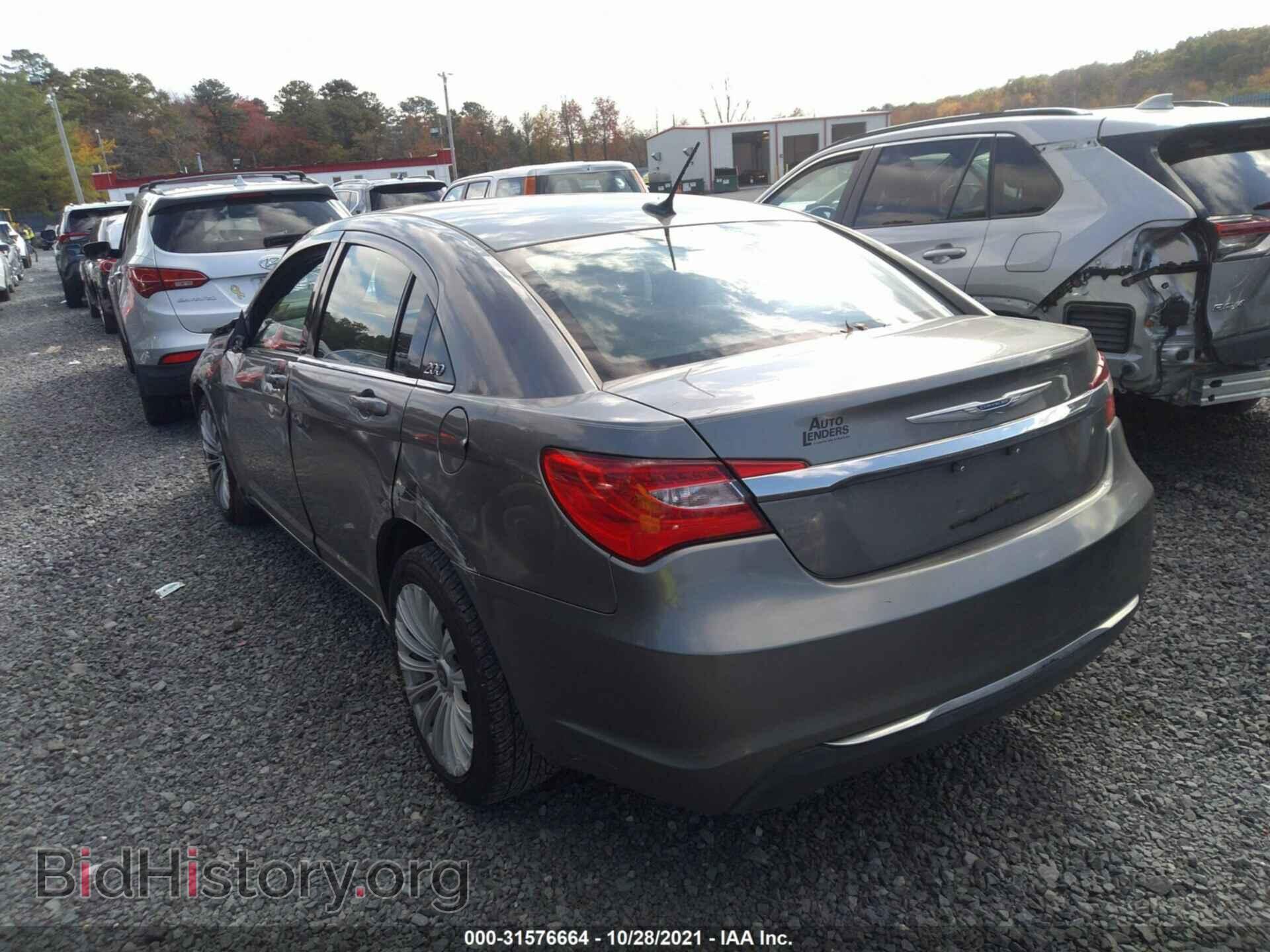 2012 CHRYSLER 200 - VIN: 1C3CCBAB3CN126803 - Фото 3