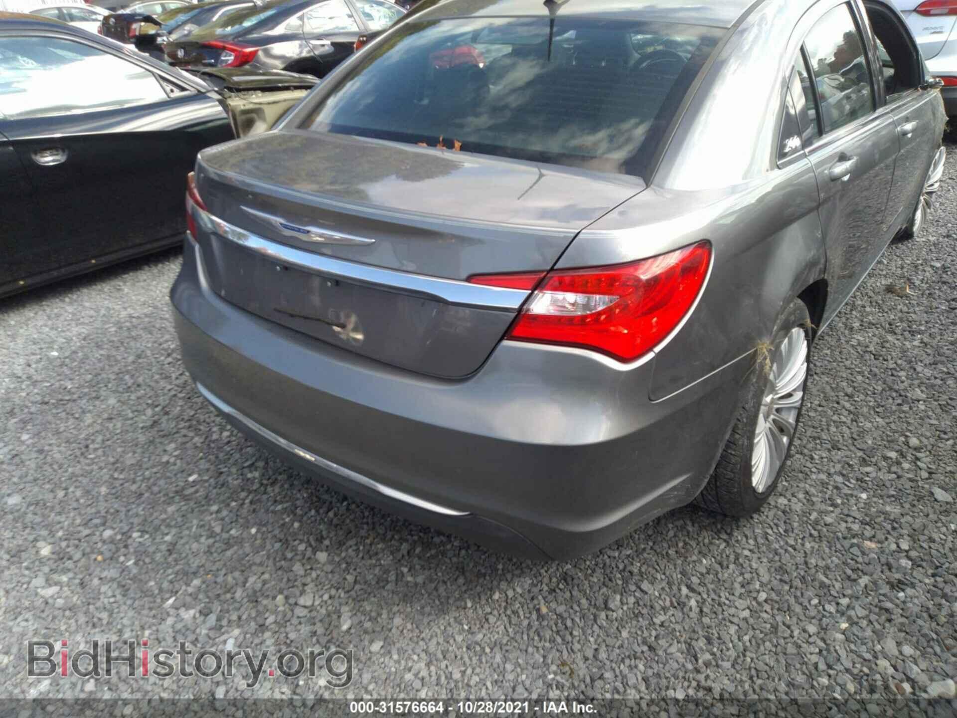 2012 CHRYSLER 200 - VIN: 1C3CCBAB3CN126803 - Фото 4