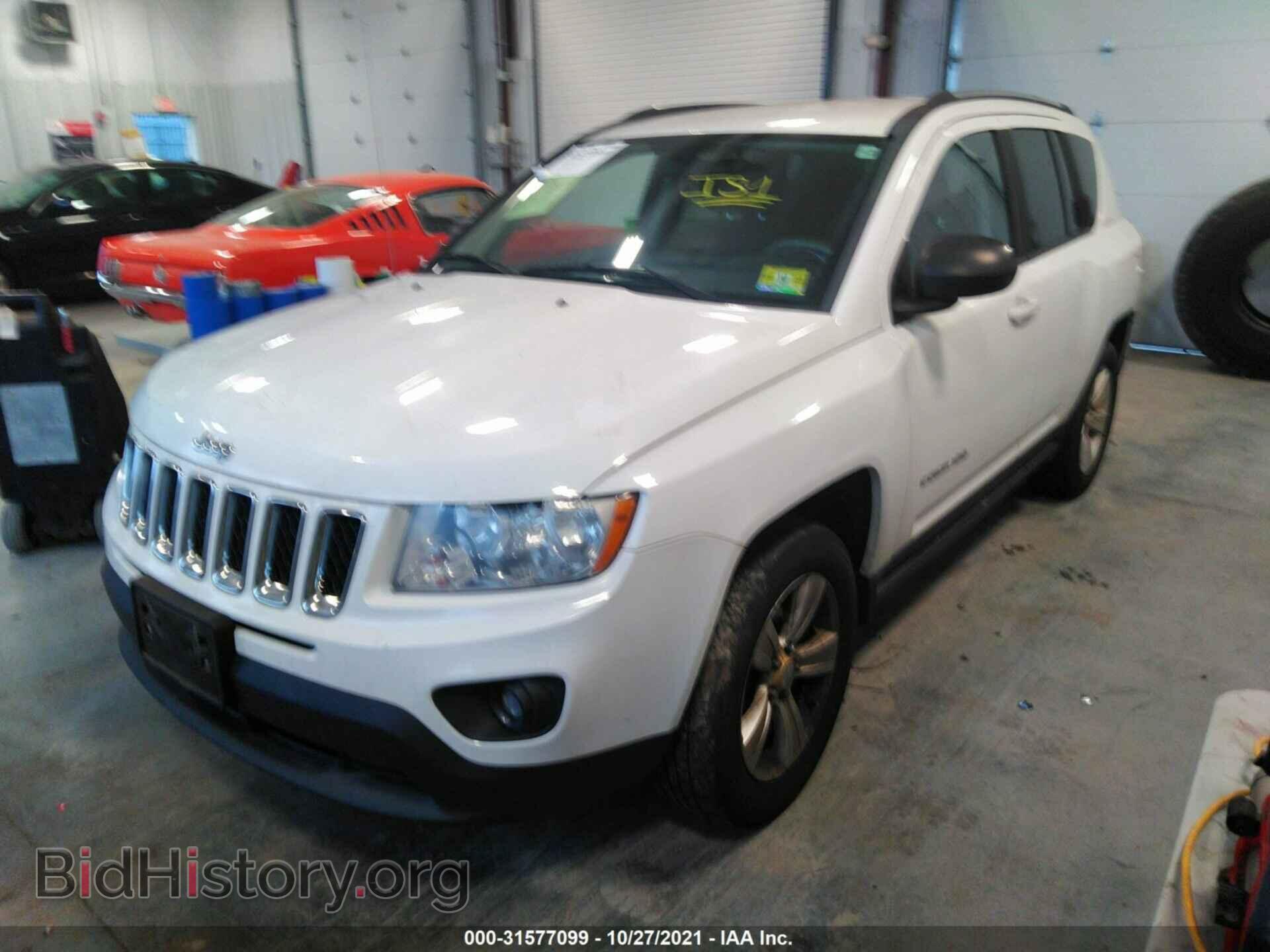 2012 JEEP COMPASS - VIN: 1C4NJDBB1CD582728 - Фото 2
