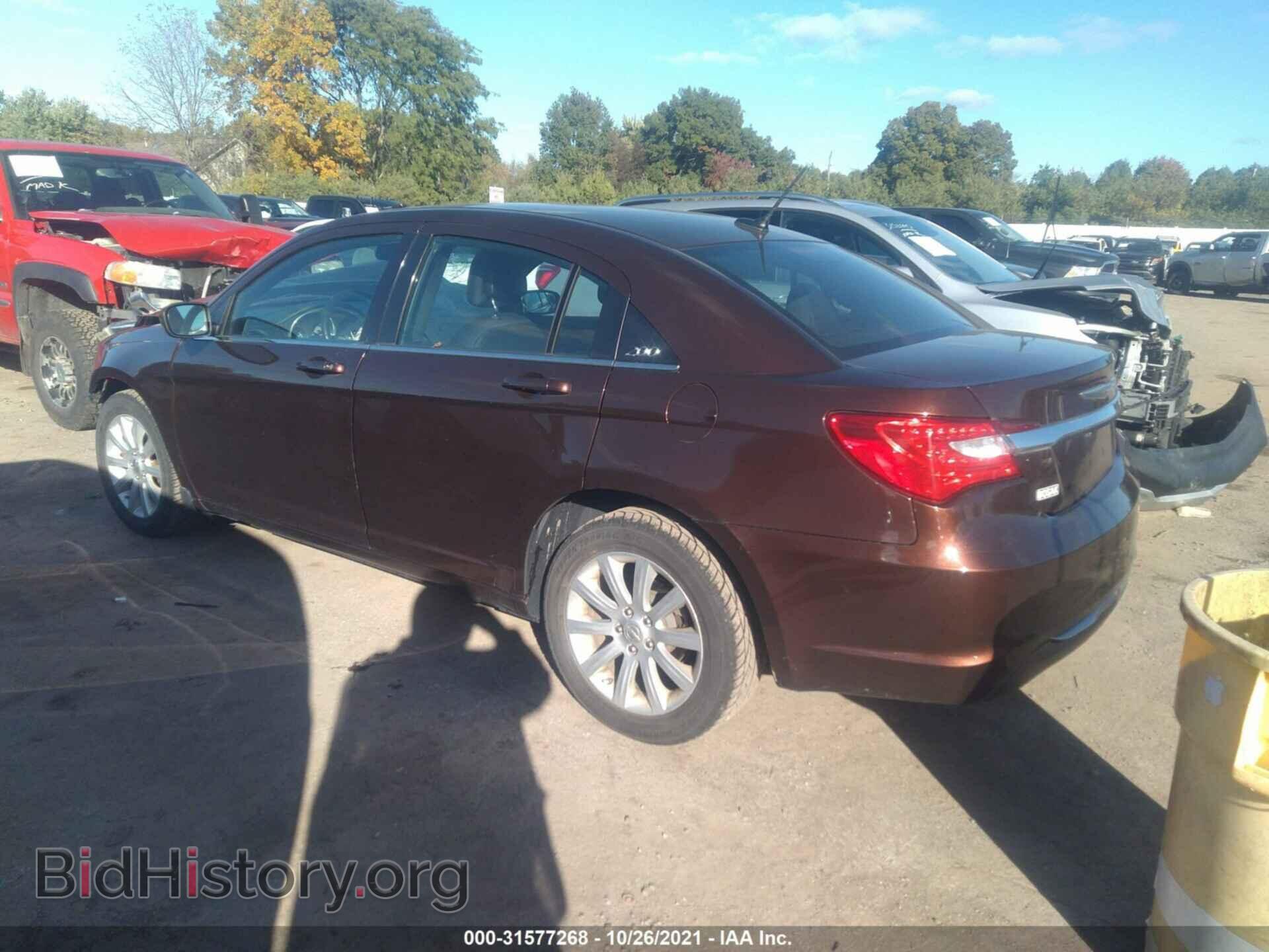 2013 CHRYSLER 200 - VIN: 1C3CCBBB4DN553343 - Фото 3