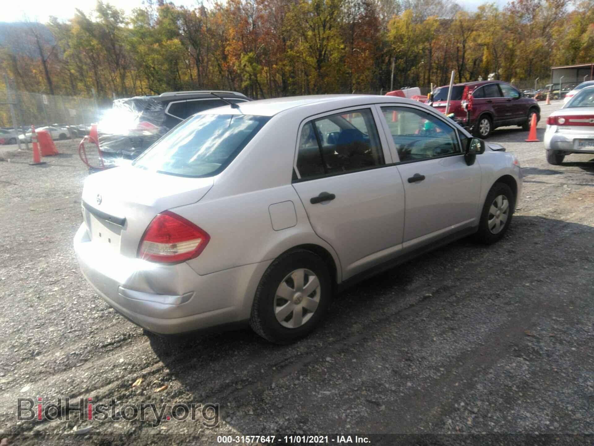 2011 NISSAN VERSA - VIN: 3N1CC1AP4BL418124 - Фото 4