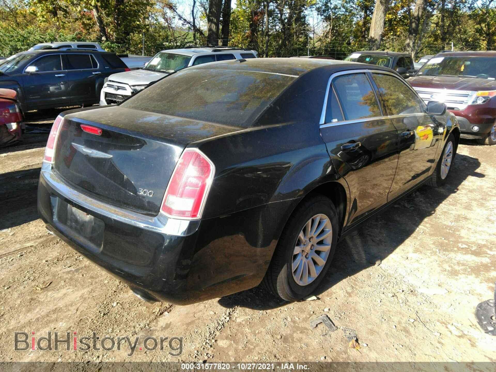 2012 CHRYSLER 300 - VIN: 2C3CCAAG2CH145471 - Photo 4