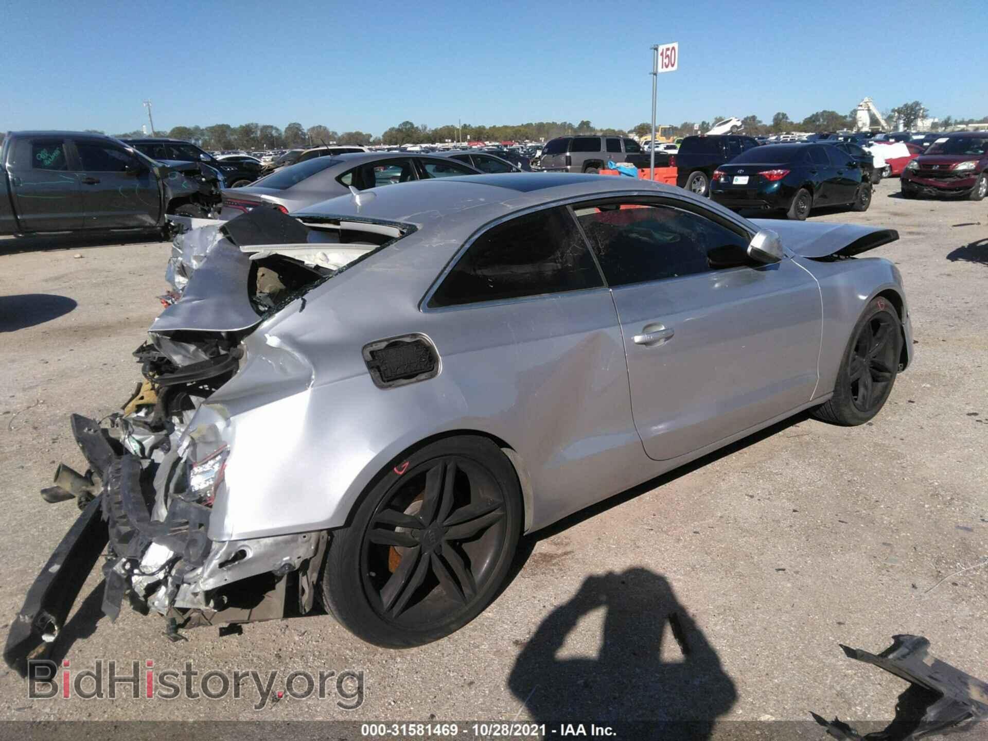 2011 AUDI A5 - VIN: WAURFAFR8BA032075 - Фото 4