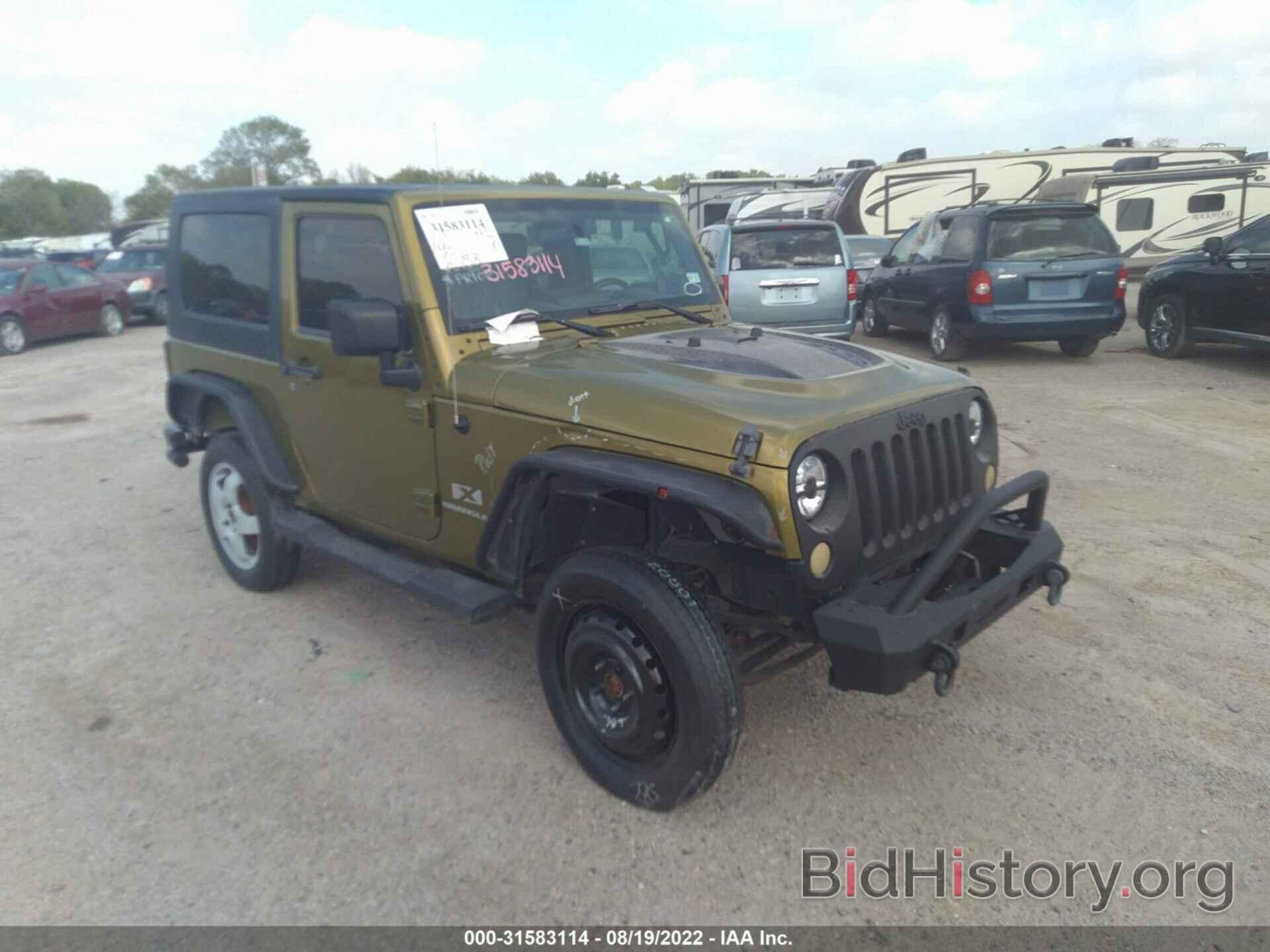 Photo 1J4FA24128L617264 - JEEP WRANGLER 2008