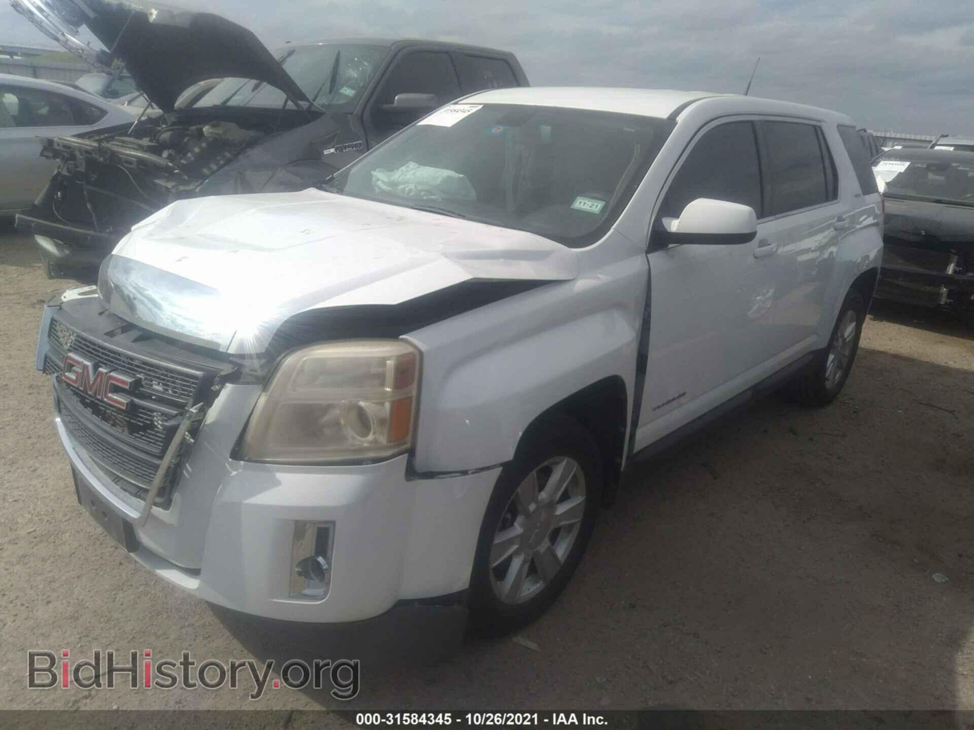 2011 GMC TERRAIN - VIN: 2CTALMEC3B6415091 - Photo 2