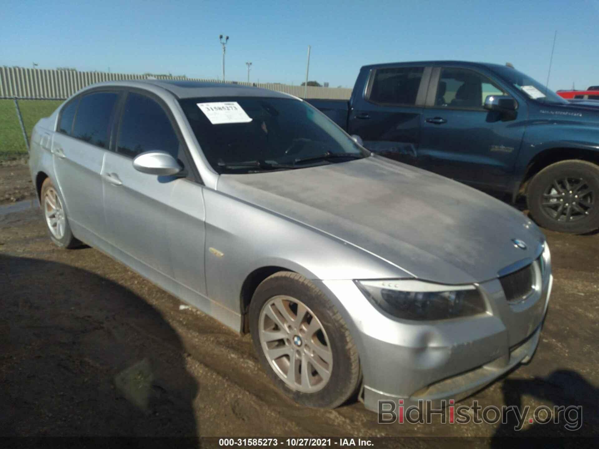 Photo WBAVB13596PT02090 - BMW 3 SERIES 2006