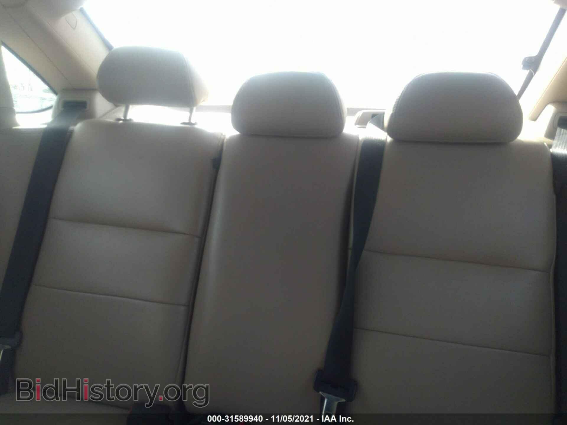 2011 FORD FOCUS - VIN: 1FAHP3FN8BW100856 - Photo 8