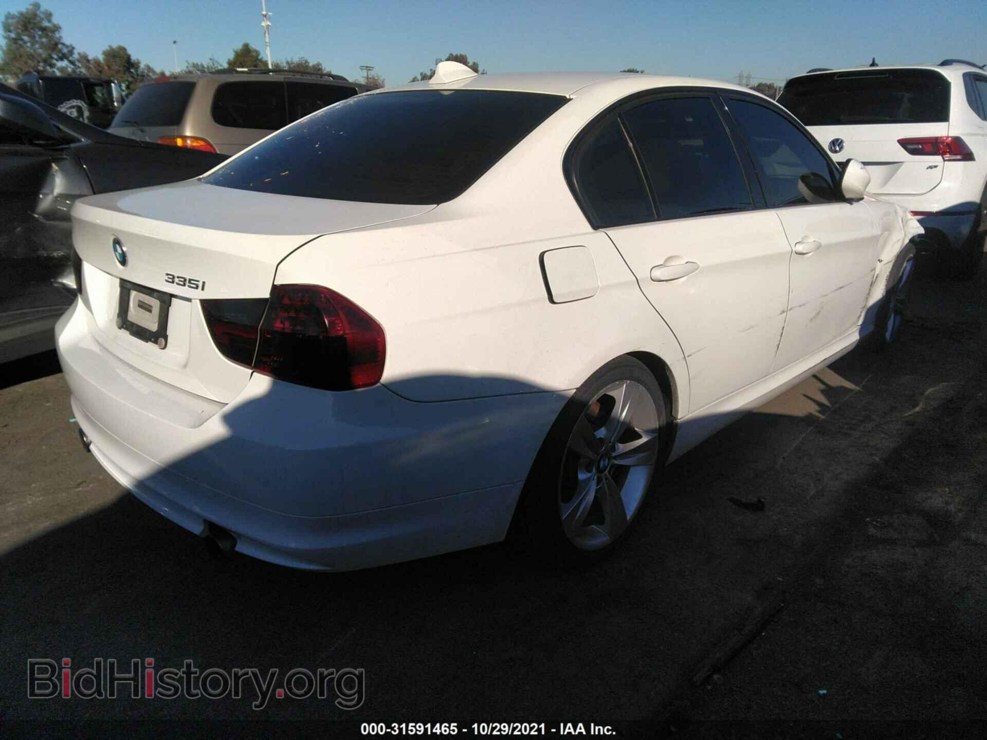 2011 BMW 3 SERIES - VIN: WBAPM5C58BE575862 - Фото 4