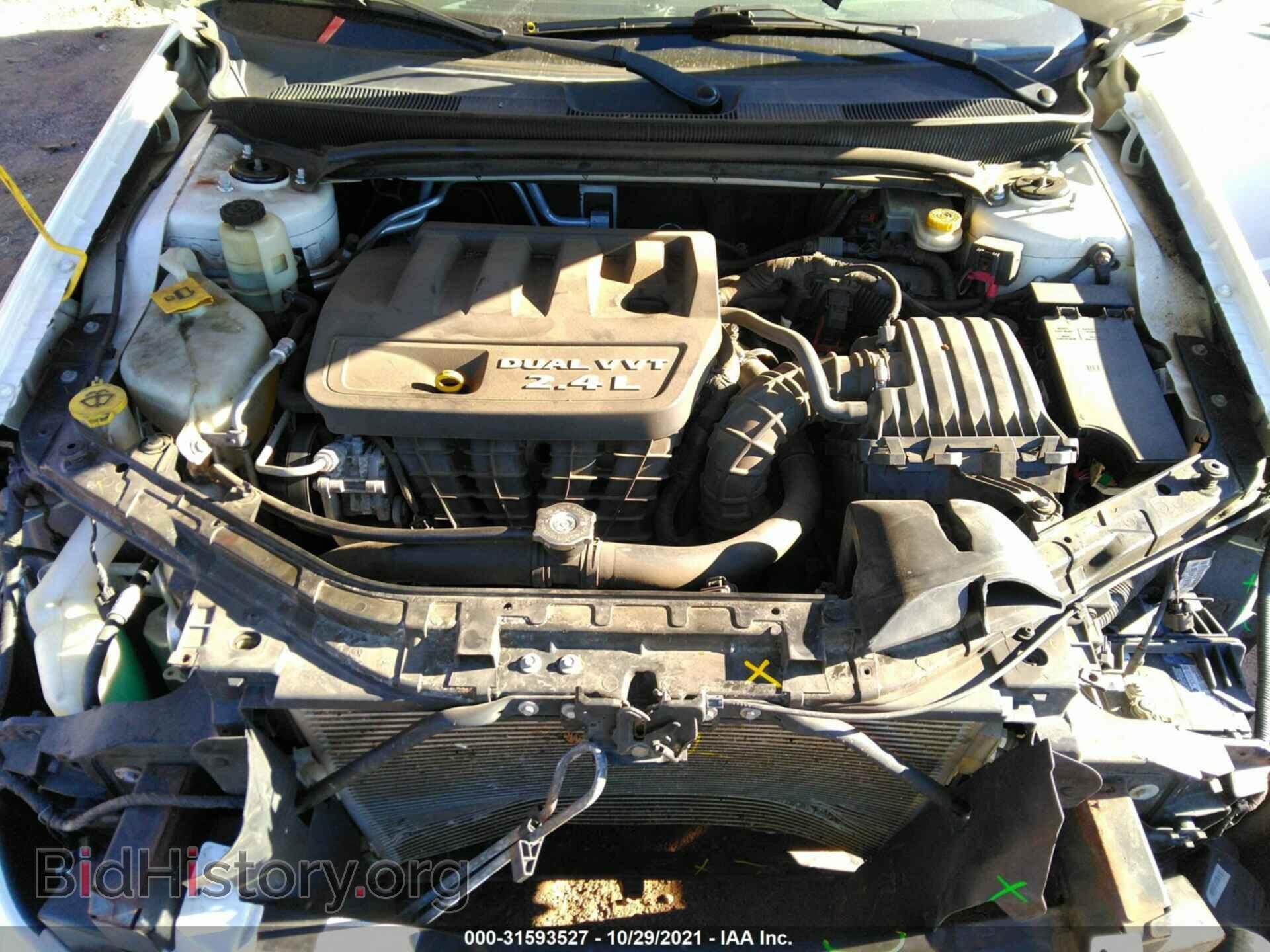 2011 CHRYSLER 200 - VIN: 1C3BC2FB8BN500826 - Фото 10