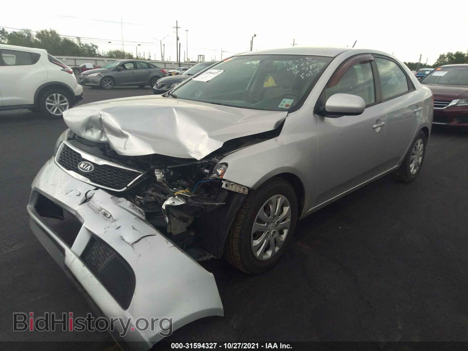 2011 KIA FORTE - VIN: KNAFT4A25B5374292 - Фото 2