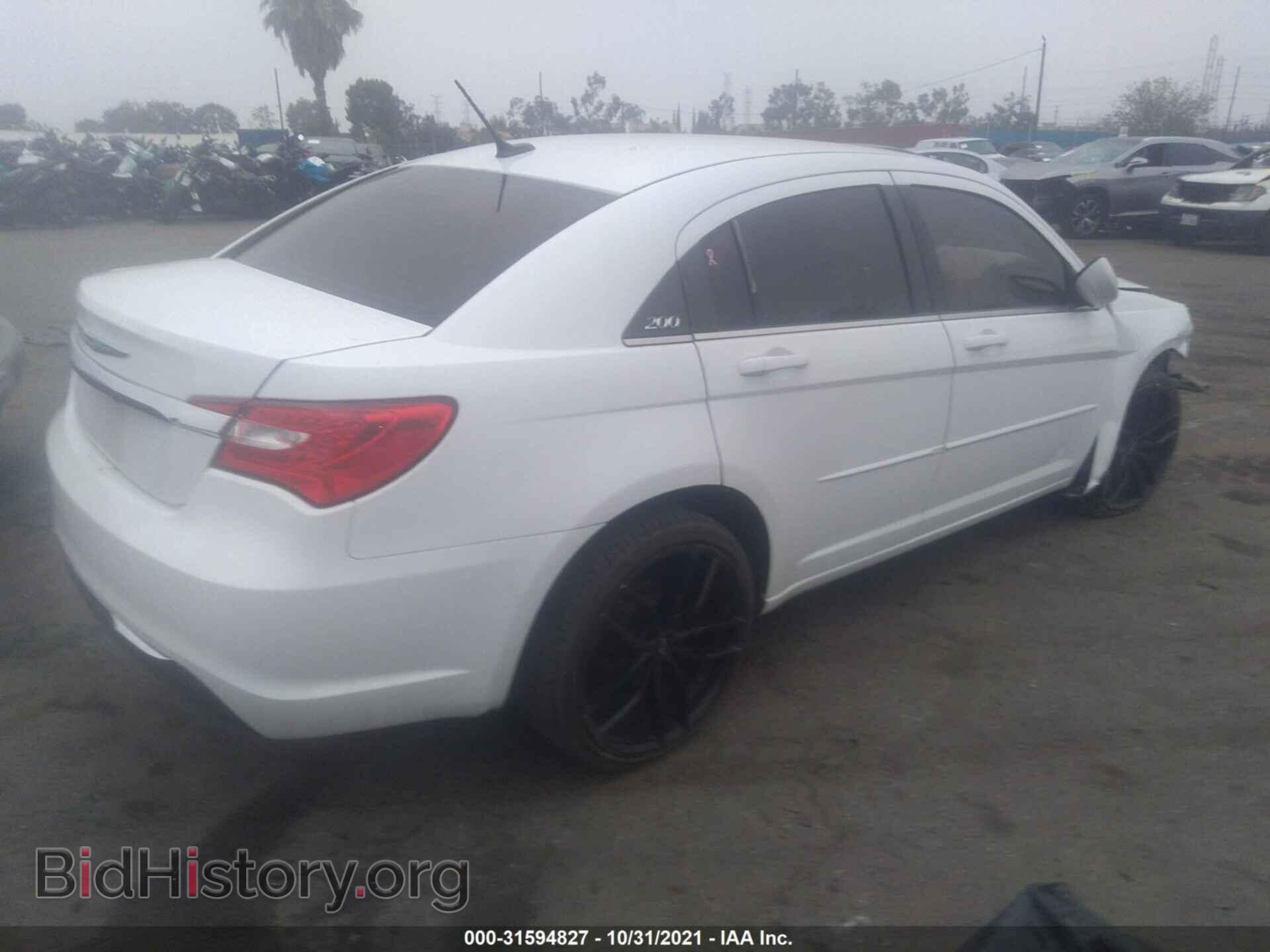 2012 CHRYSLER 200 - VIN: 1C3CCBAB0CN317420 - Фото 4
