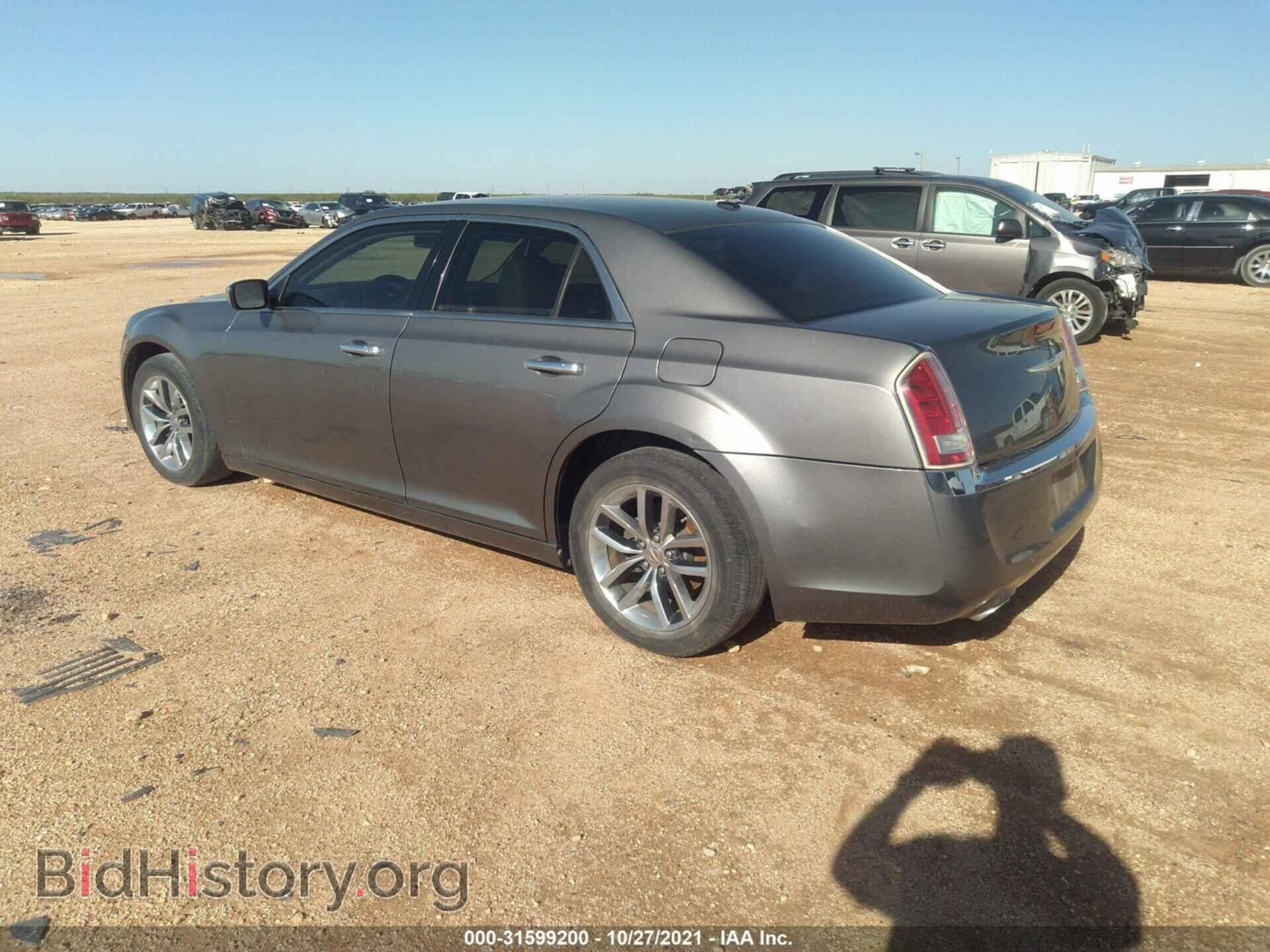 2012 CHRYSLER 300 - VIN: 2C3CCACG2CH138176 - Фото 3