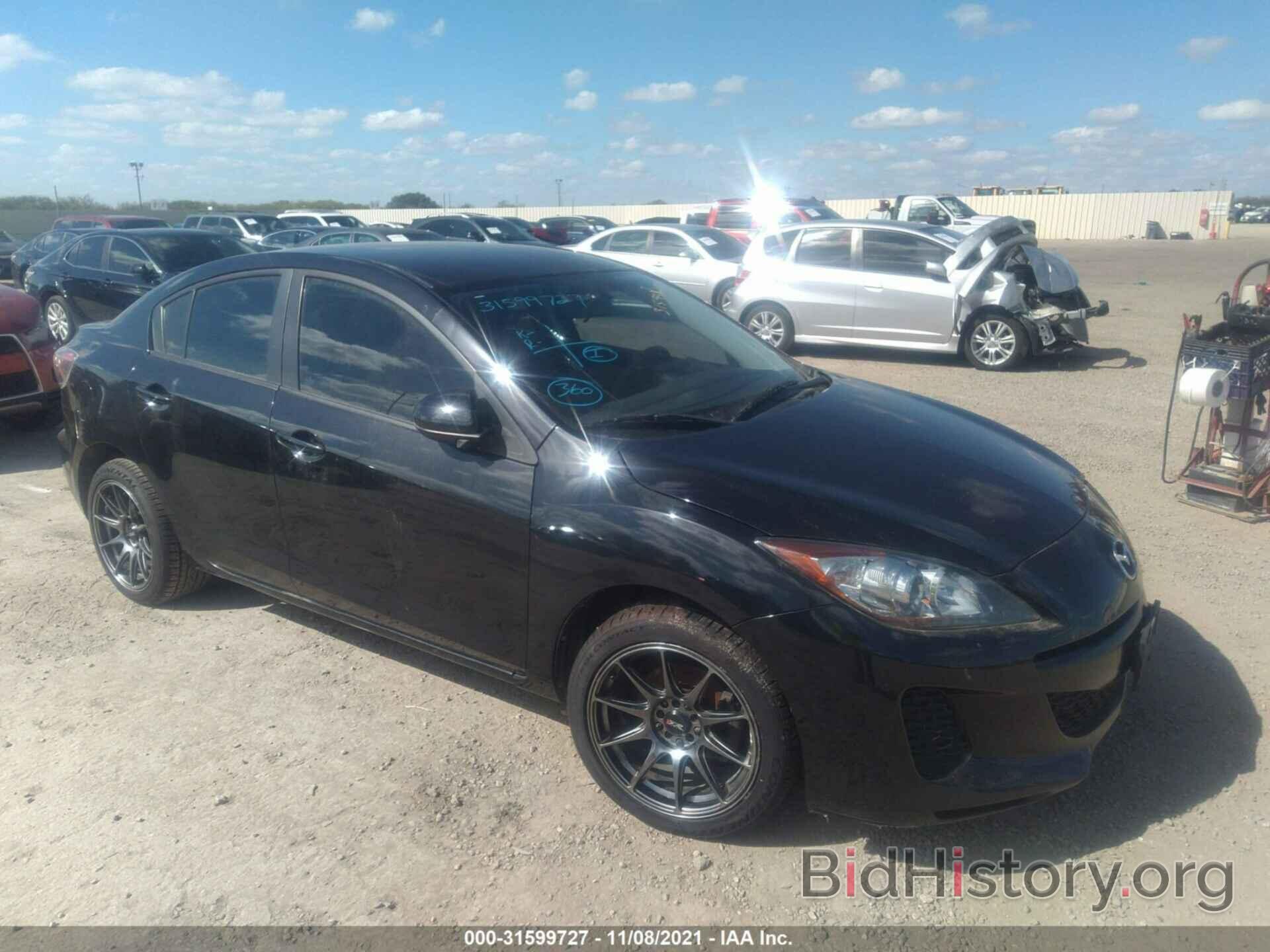 Photo JM1BL1TF3D1847066 - MAZDA MAZDA3 2013