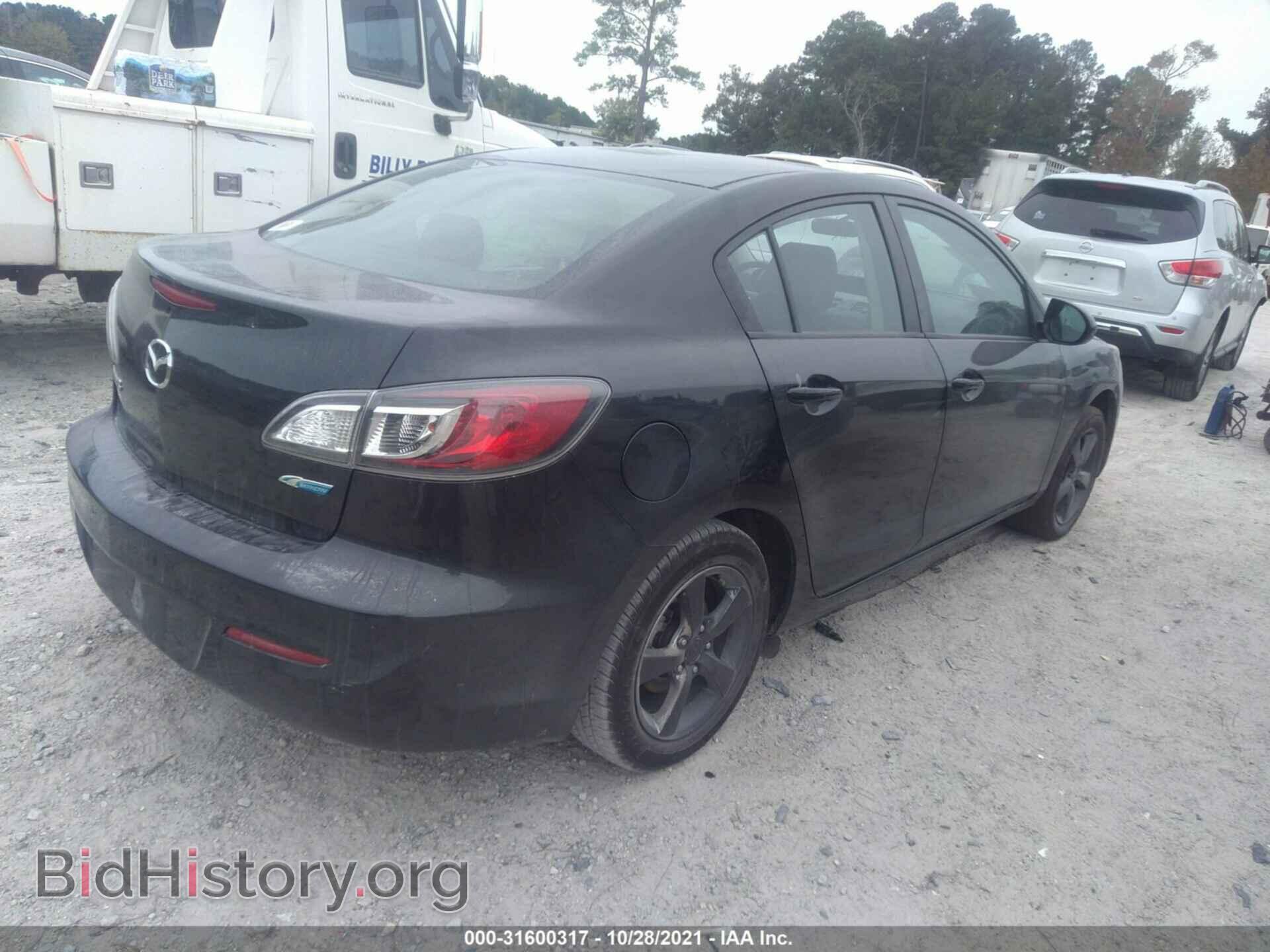 2013 MAZDA MAZDA3 - VIN: JM1BL1V75D1816567 - Фото 4