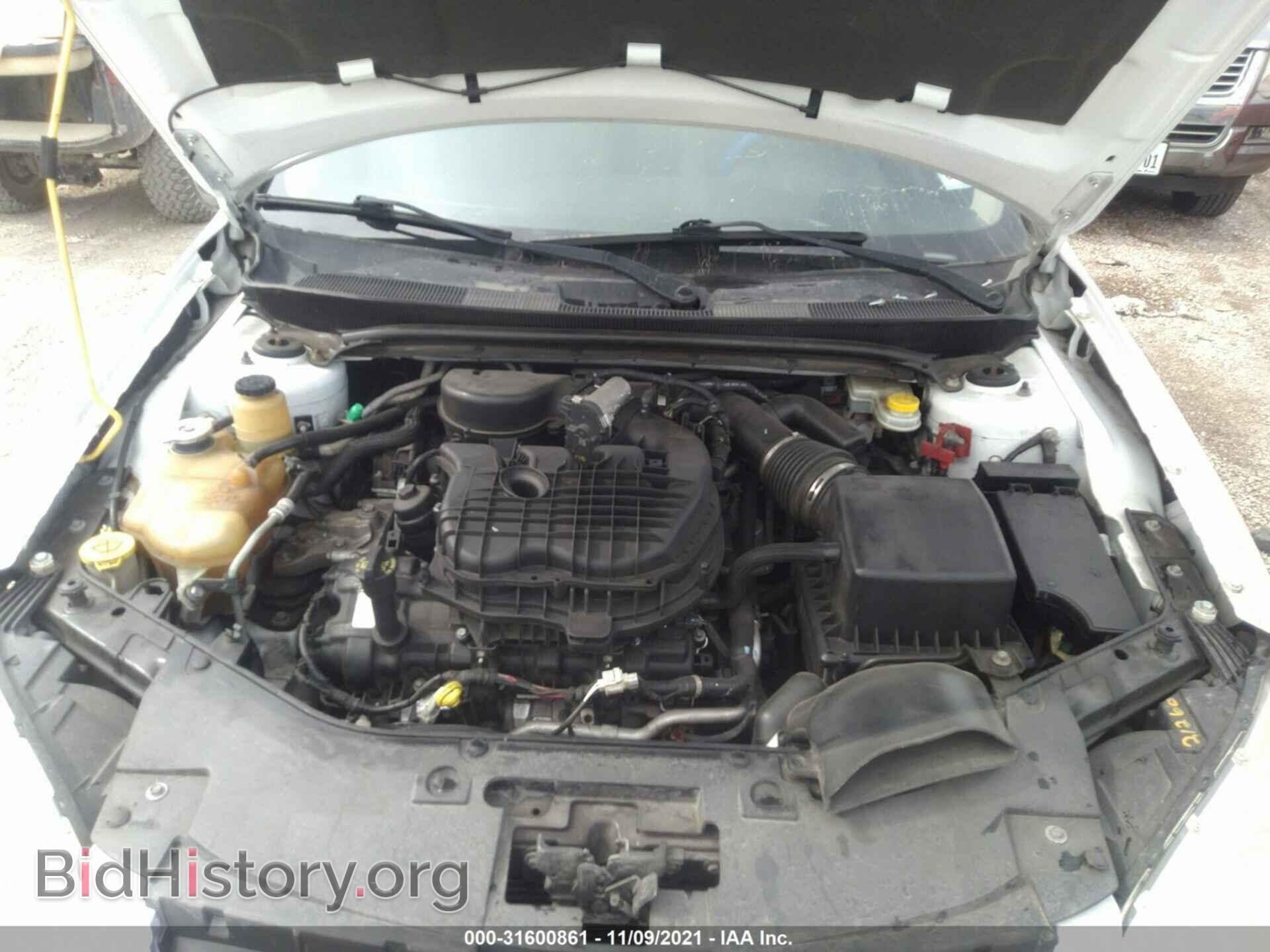 2012 CHRYSLER 200 - VIN: 1C3CCBAG5CN172161 - Фото 10