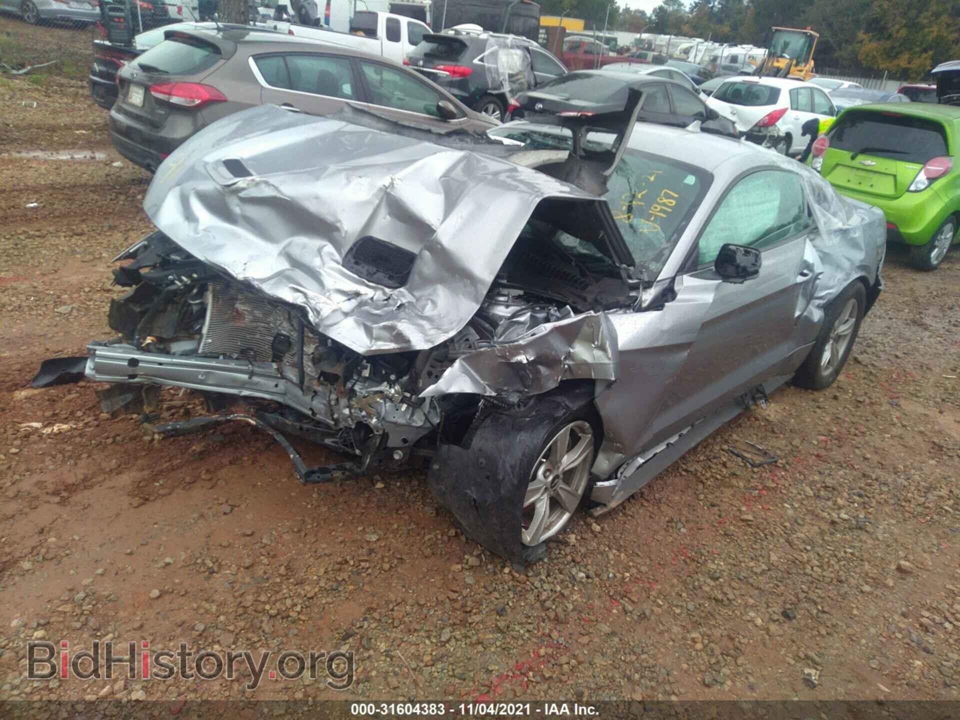 2021 FORD MUSTANG - VIN: 1FA6P8TH2M5121987 - Фото 2