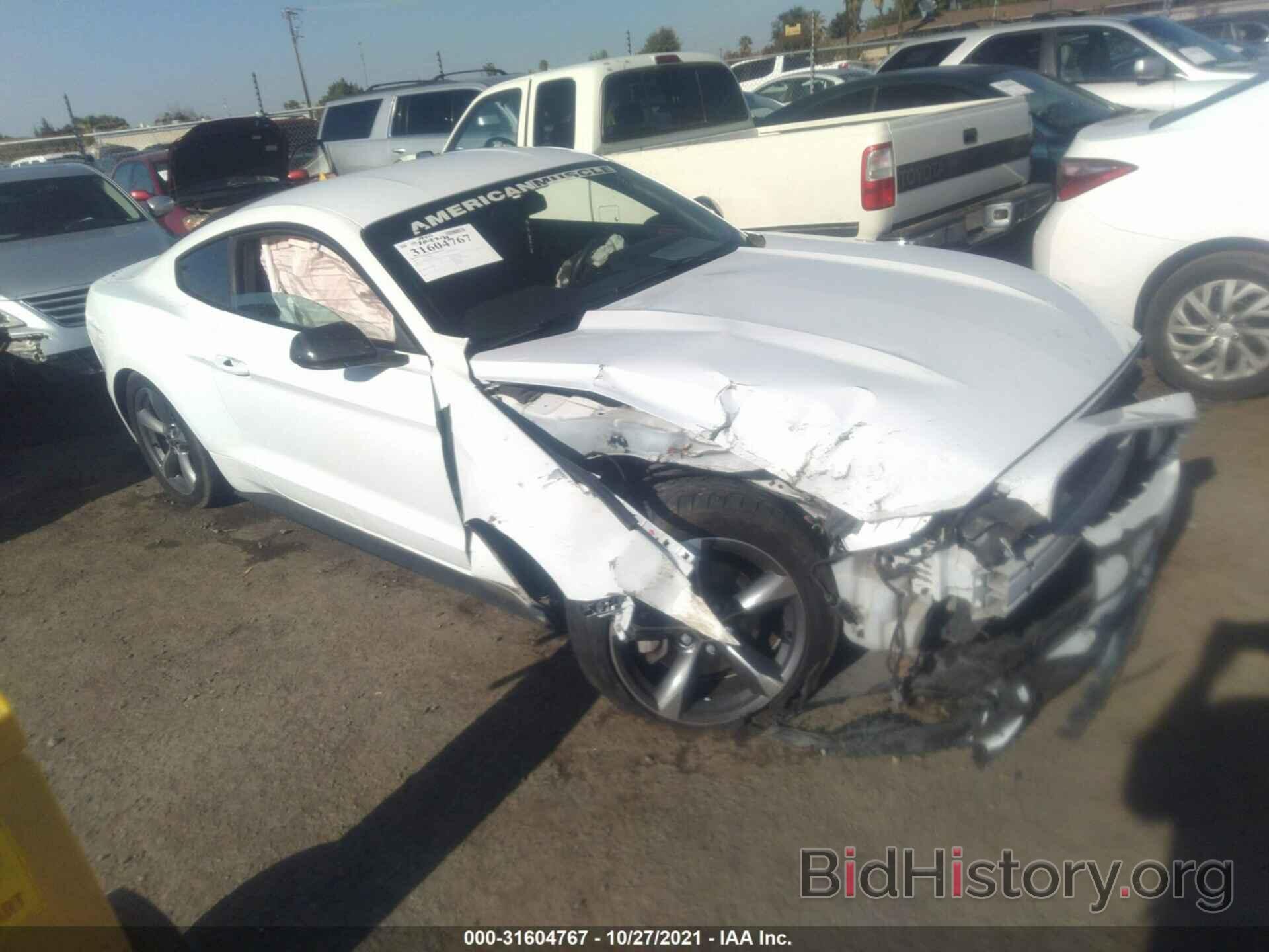 Photo 1FA6P8AM3F5359494 - FORD MUSTANG 2015
