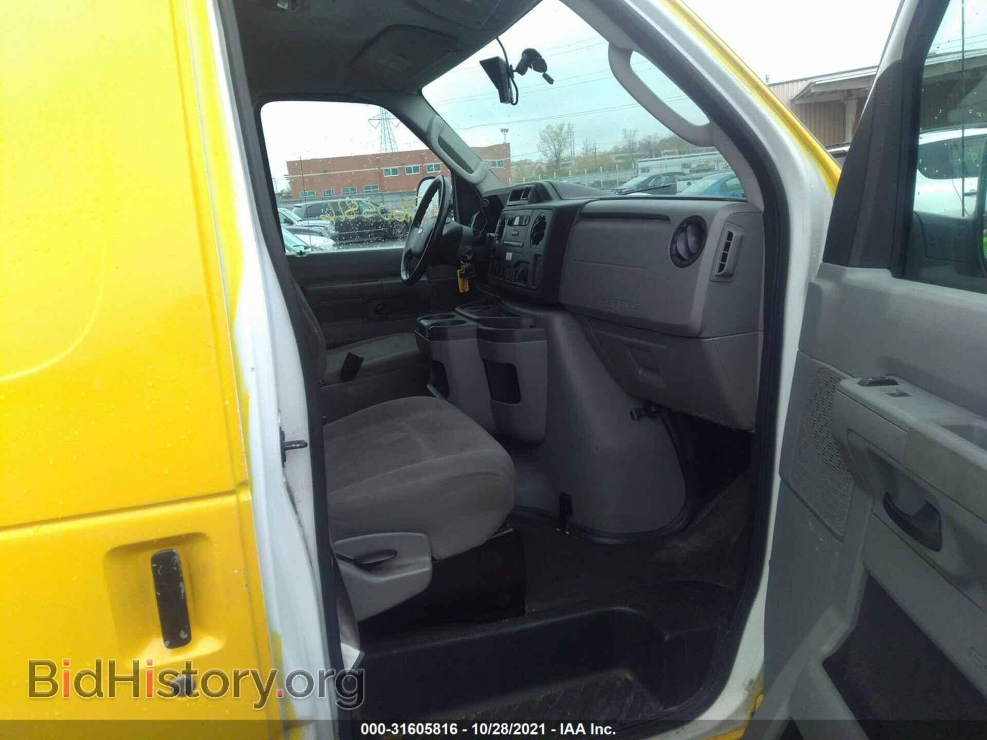 2011 FORD ECONOLINE CARGO VAN - VIN: 1FTNE1EWXBDA61782 - Фото 5