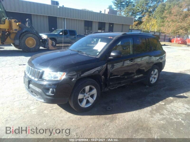2011 Jeep COMPASS (VIN 1J4NF1FB1BD180176) — photo 2 of 11