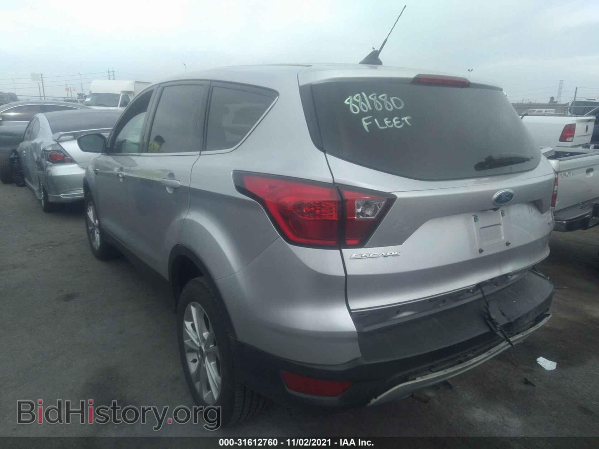 2019 FORD ESCAPE - VIN: 1FMCU0GD8KUB81415 - Фото 3