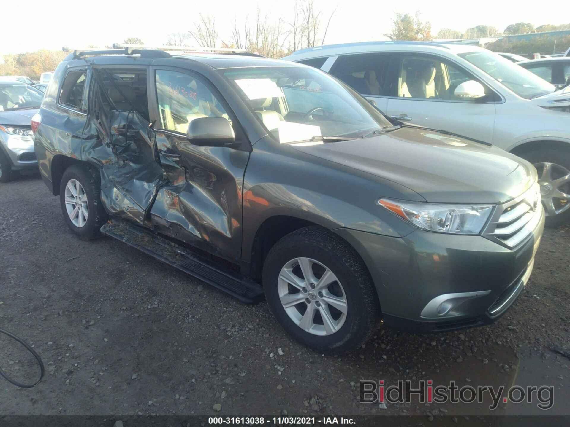 Photo 5TDBK3EH7CS174863 - TOYOTA HIGHLANDER 2012