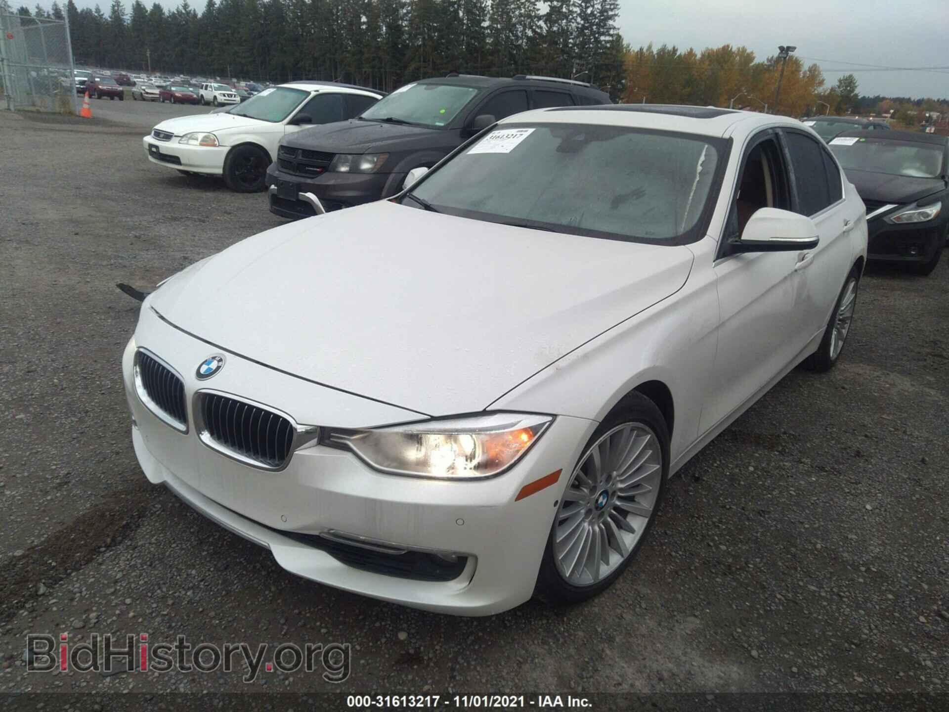 2013 BMW 3 SERIES - VIN: WBA3A5C57DF356556 - Фото 2