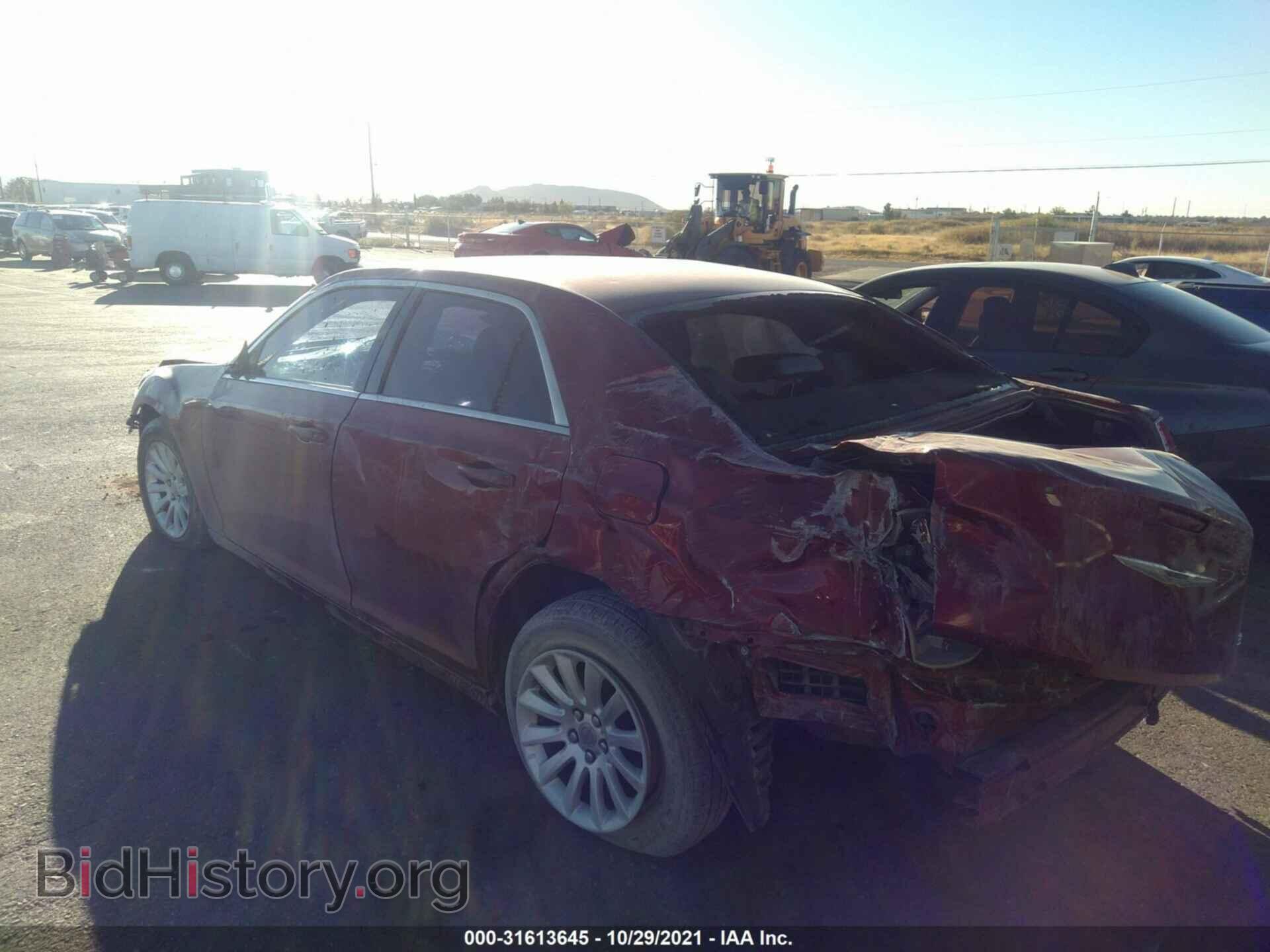 2014 CHRYSLER 300 - VIN: 2C3CCAAGXEH193870 - Фото 3