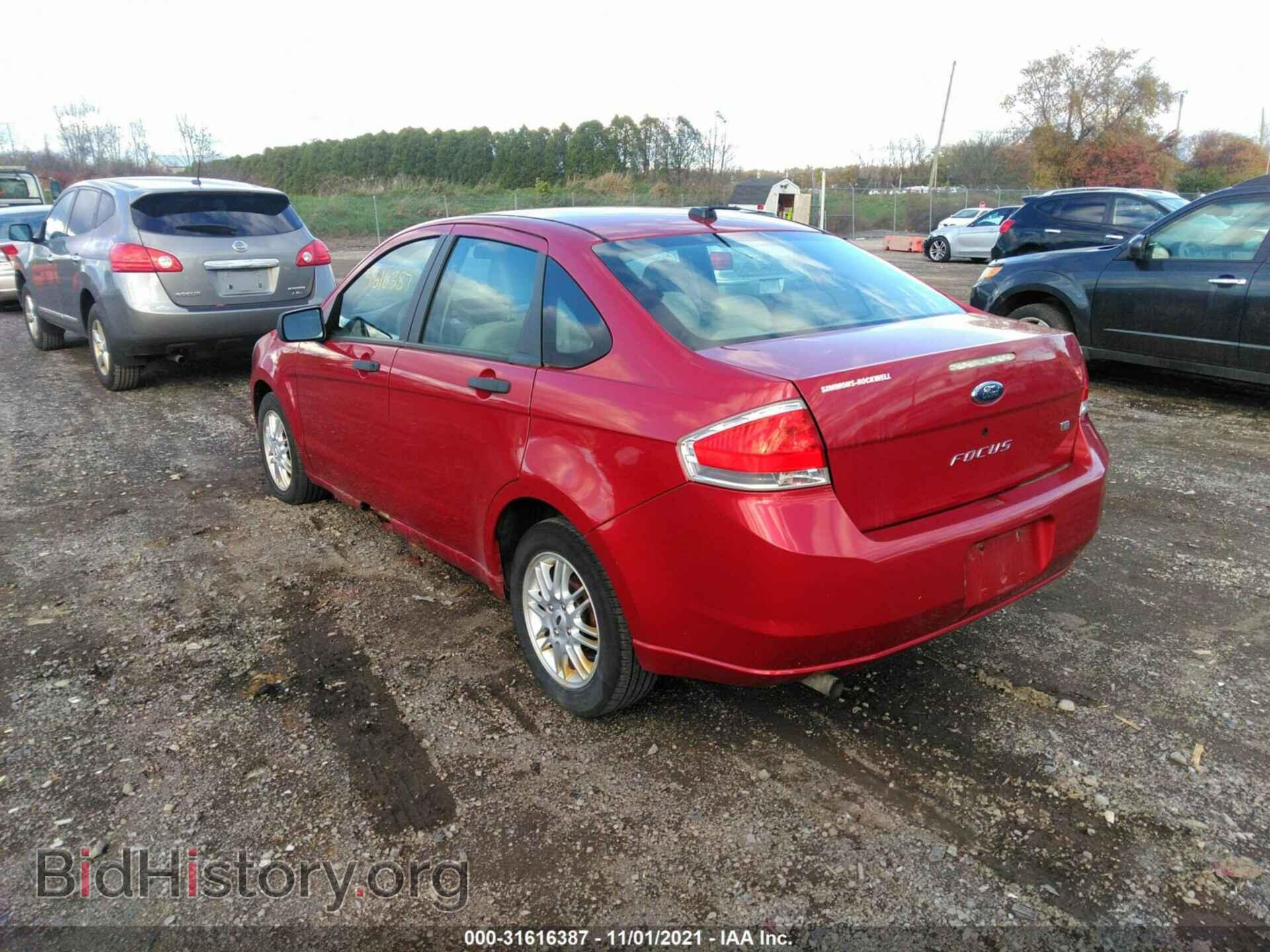 2009 FORD FOCUS - VIN: 1FAHP35N39W202075 - Фото 3