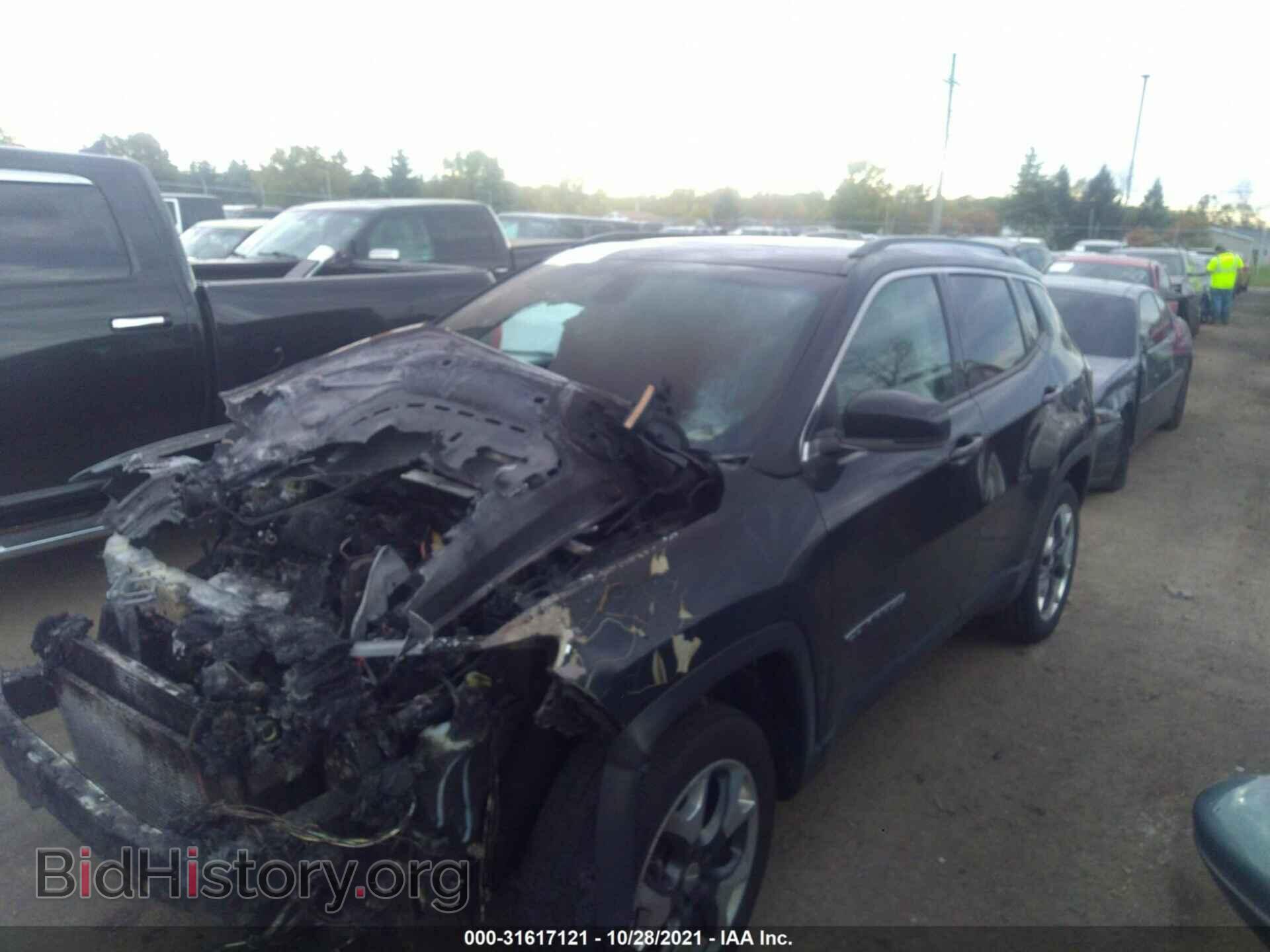 2019 JEEP COMPASS - VIN: 3C4NJDCB6KT741038 - Фото 2