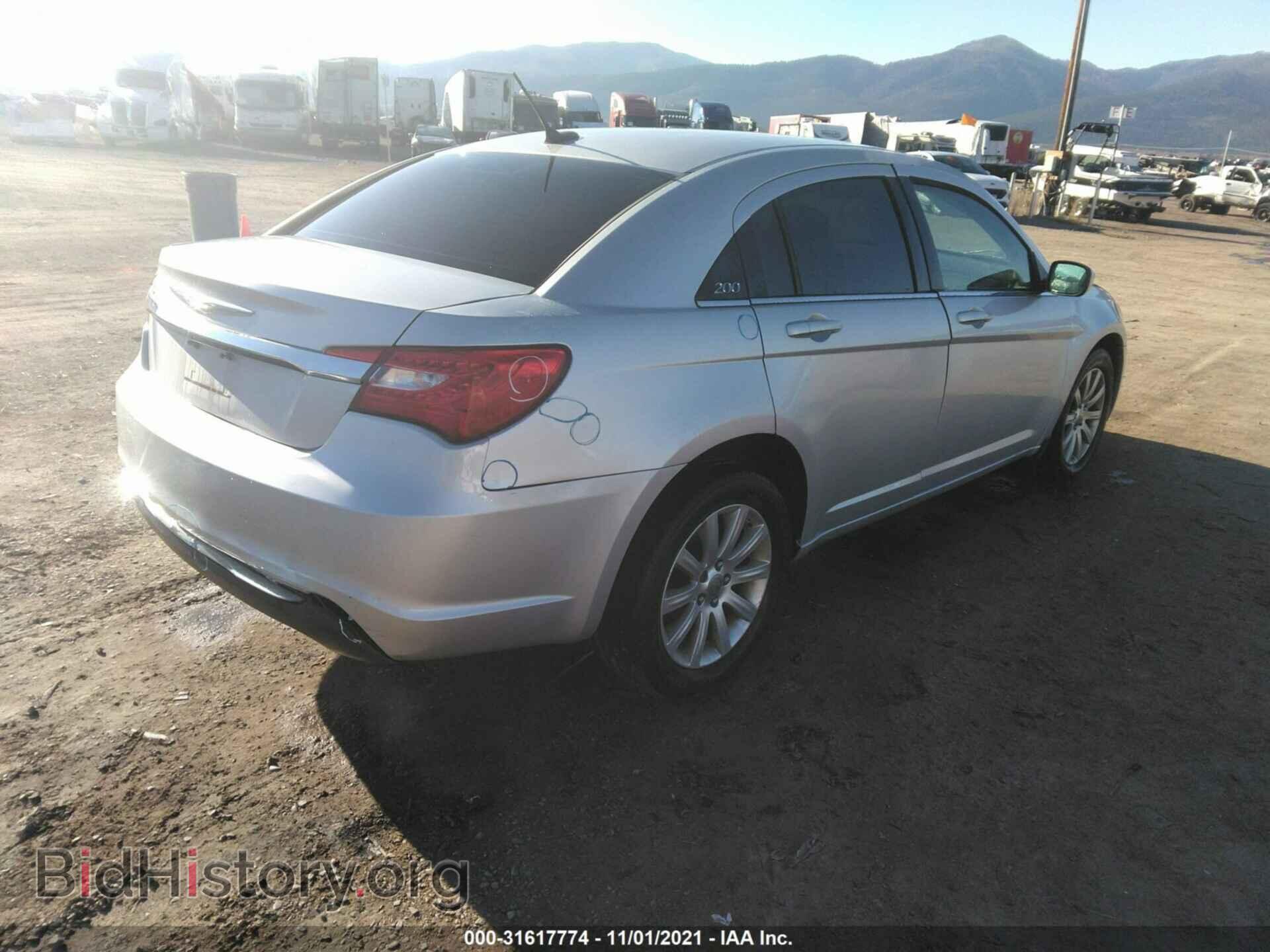 2012 CHRYSLER 200 - VIN: 1C3CCBBB8CN101474 - Фото 4