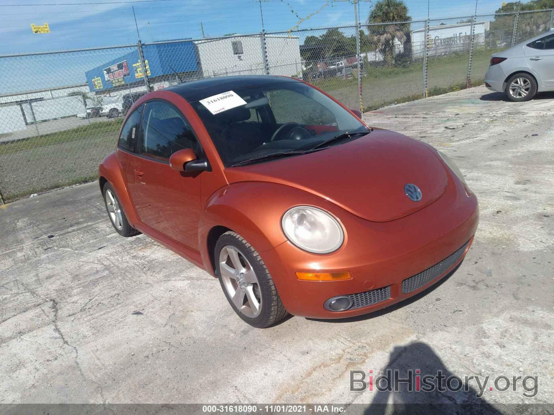 Photo 3VWRG3AG8AM036871 - VOLKSWAGEN NEW BEETLE COUPE 2010