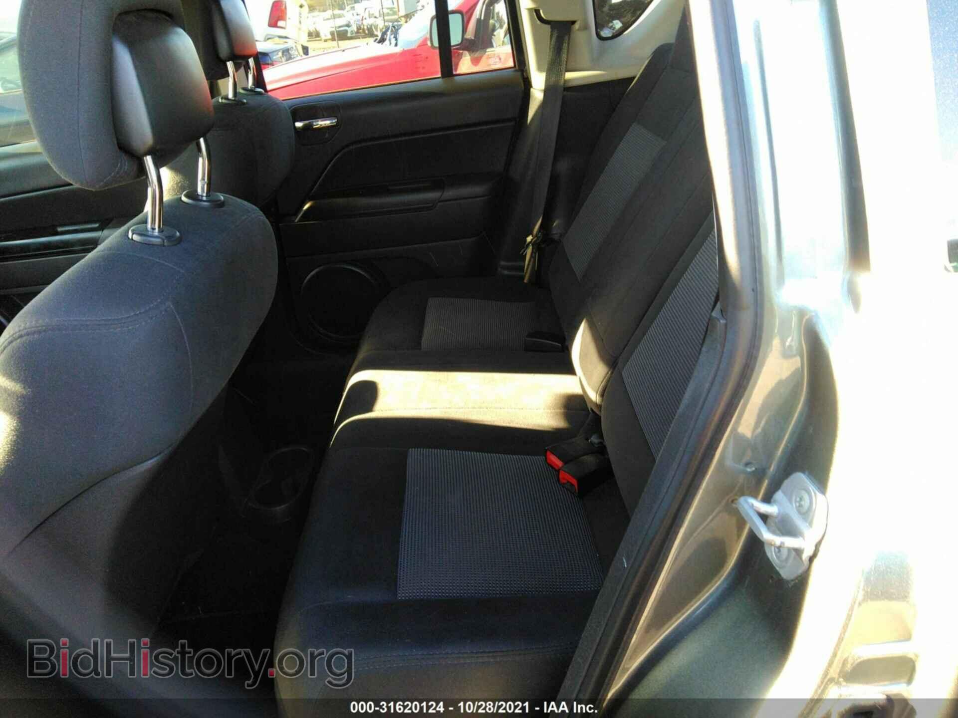 2011 JEEP COMPASS - VIN: 1J4NT1FB2BD190160 - Фото 8