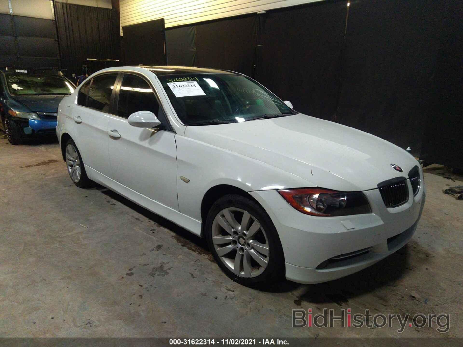 Photo WBAVD53577A007642 - BMW 3 SERIES 2007