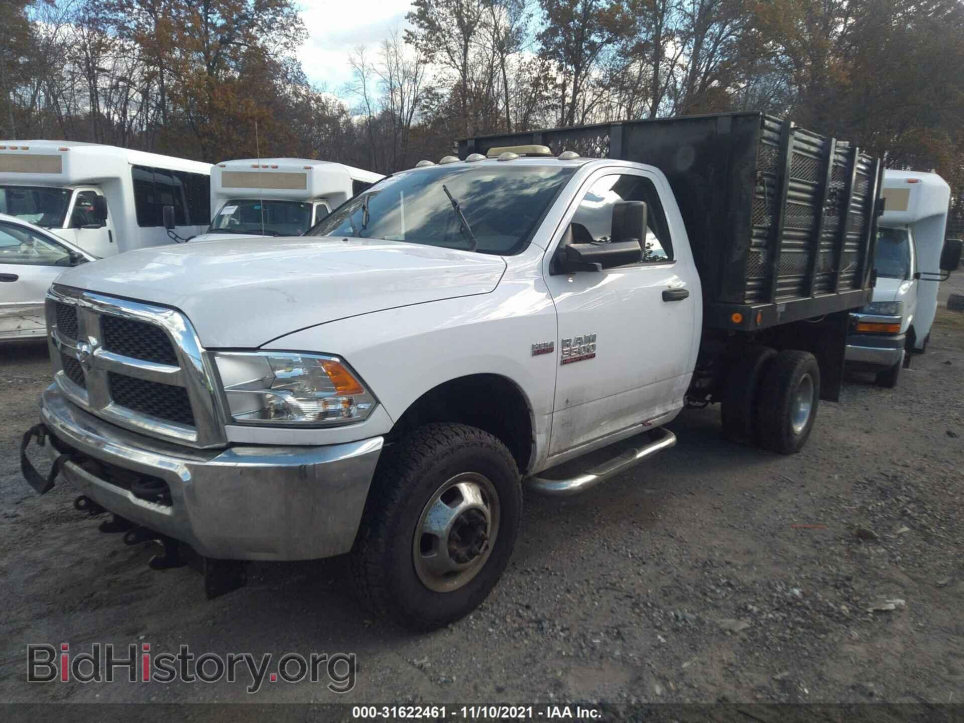 2014 RAM 3500 - VIN: 3C7WRTAJ8EG221151 - Фото 2