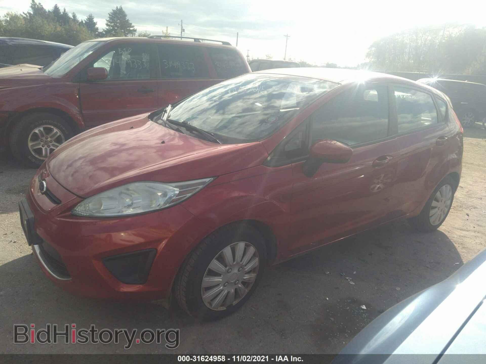 2011 FORD FIESTA - VIN: 3FADP4EJ4BM147790 - Фото 2