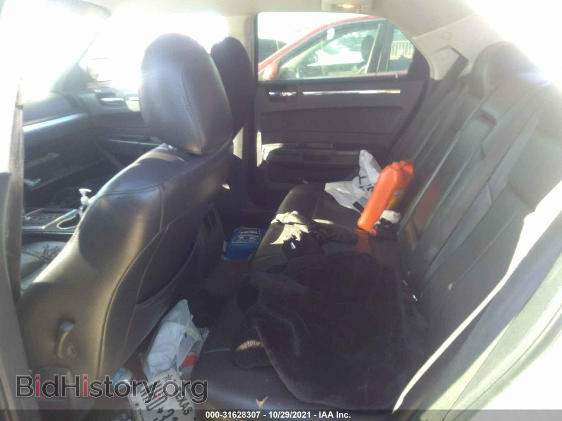 2010 CHRYSLER 300 - VIN: 2C3CA5CV1AH185322 - Фото 7