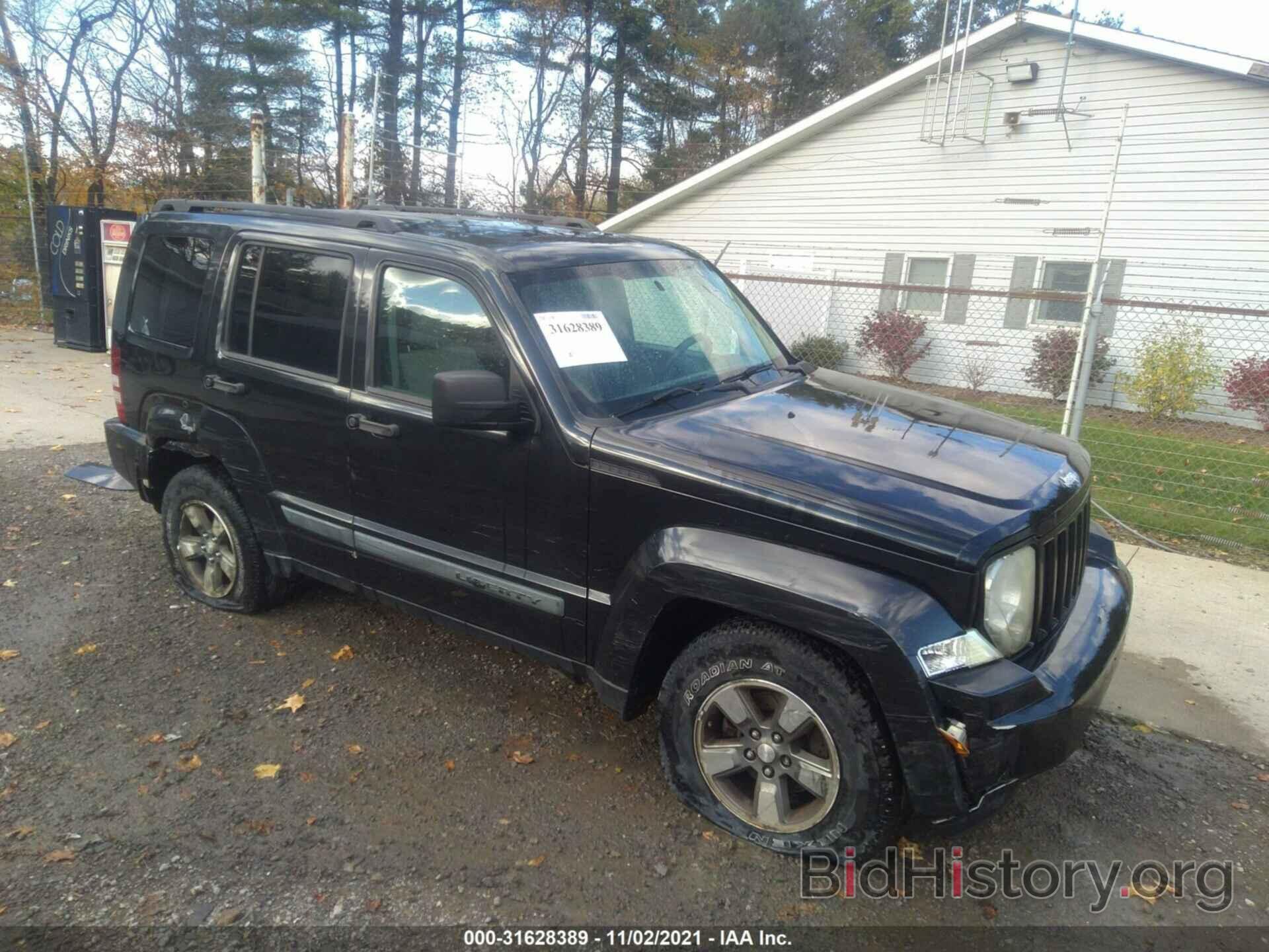 Photo 1J8GN28K88W184462 - JEEP LIBERTY 2008