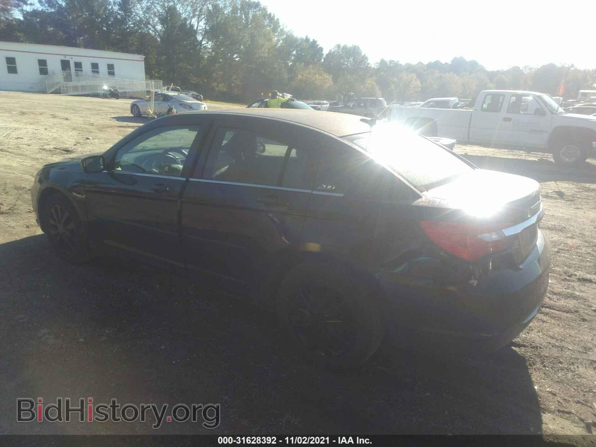 2012 CHRYSLER 200 - VIN: 1C3CCBAB5CN217183 - Фото 3