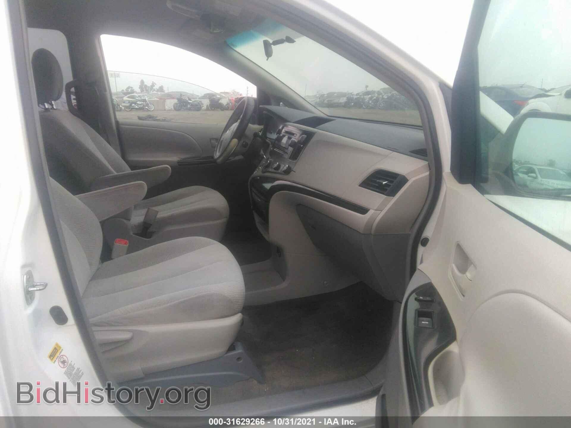 2011 TOYOTA SIENNA - VIN: 5TDKA3DC3BS007732 - Фото 5