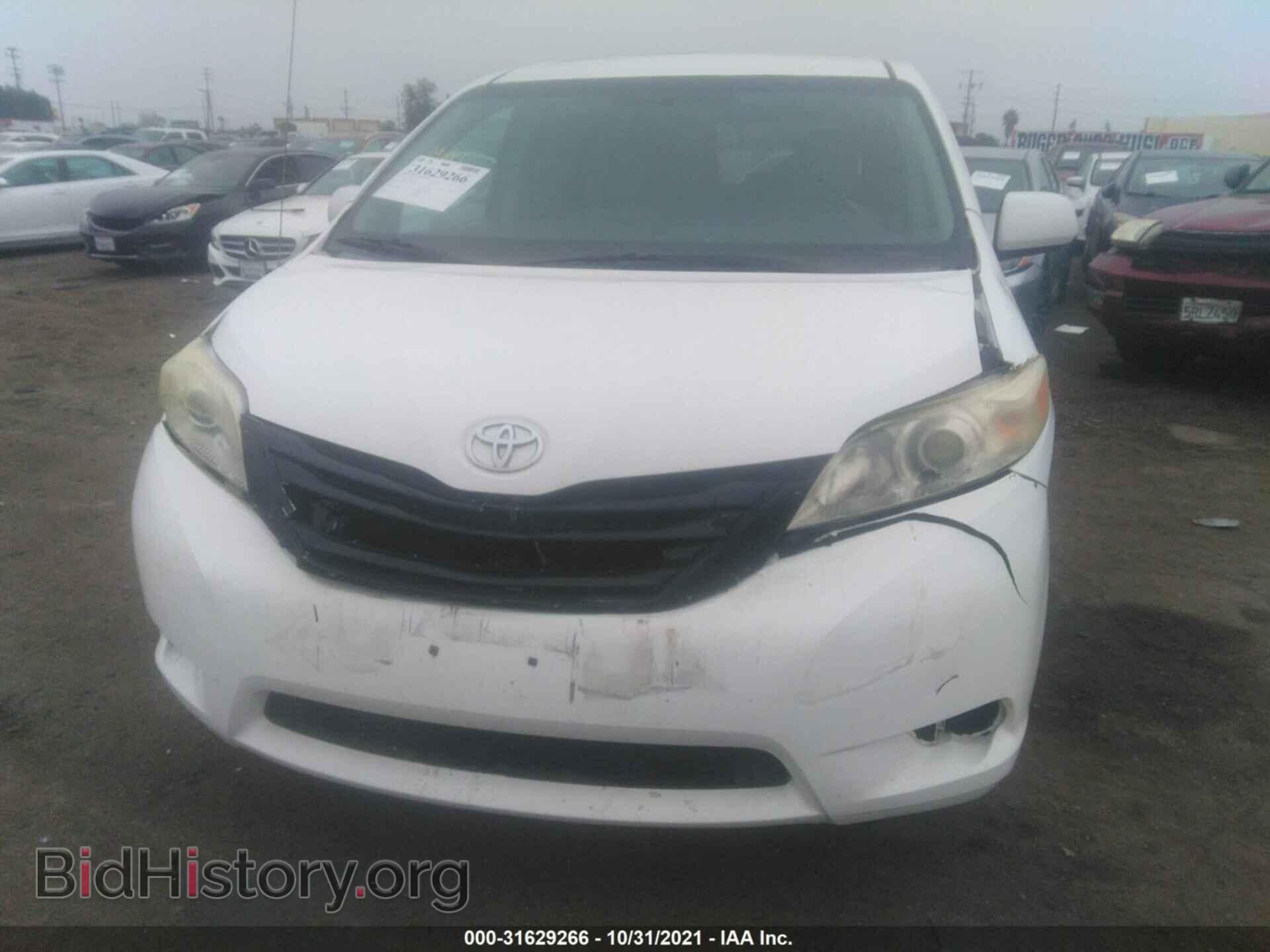 2011 TOYOTA SIENNA - VIN: 5TDKA3DC3BS007732 - Фото 6