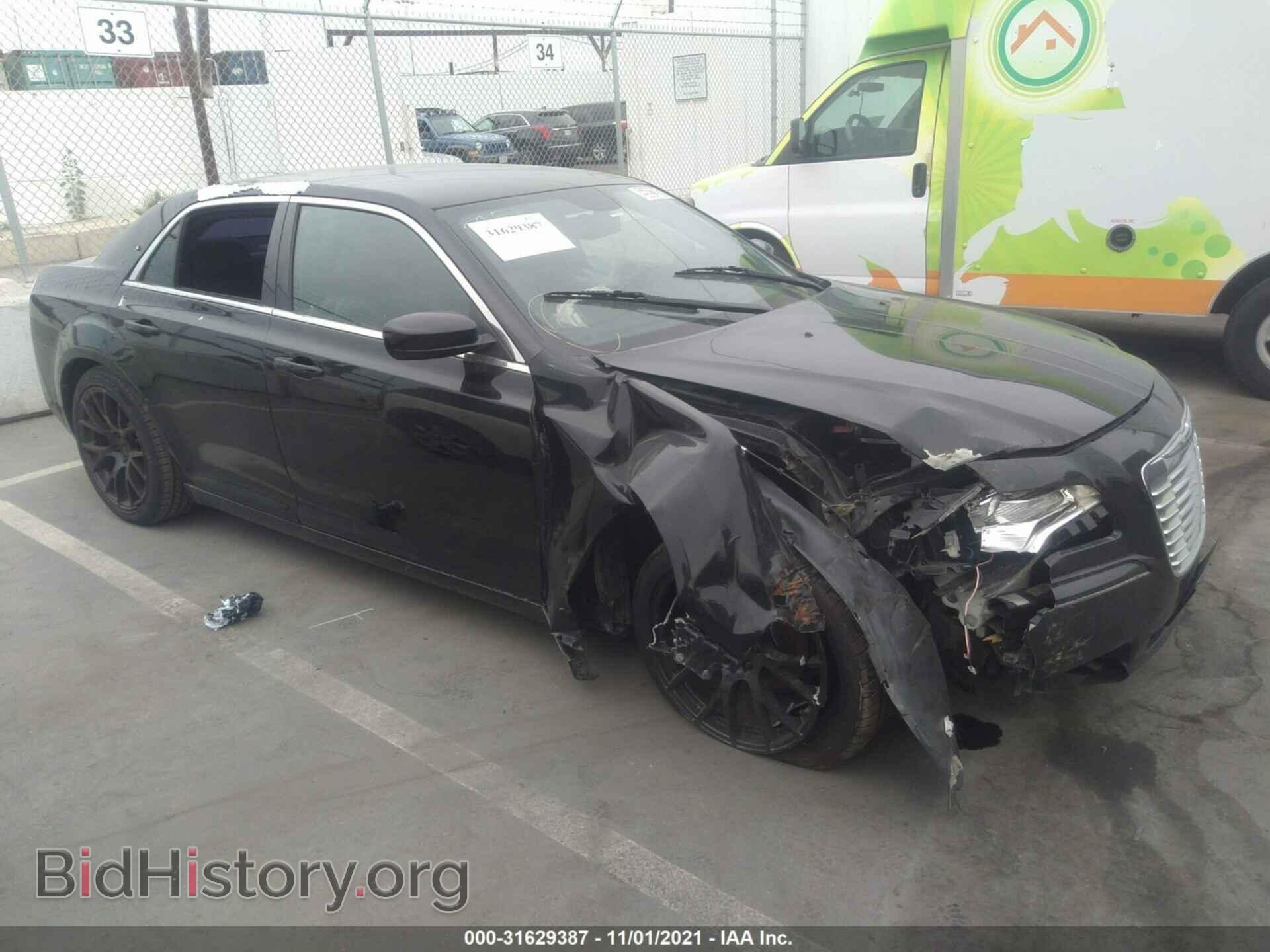 Фотография 2C3CCAAG6EH228257 - CHRYSLER 300 2014
