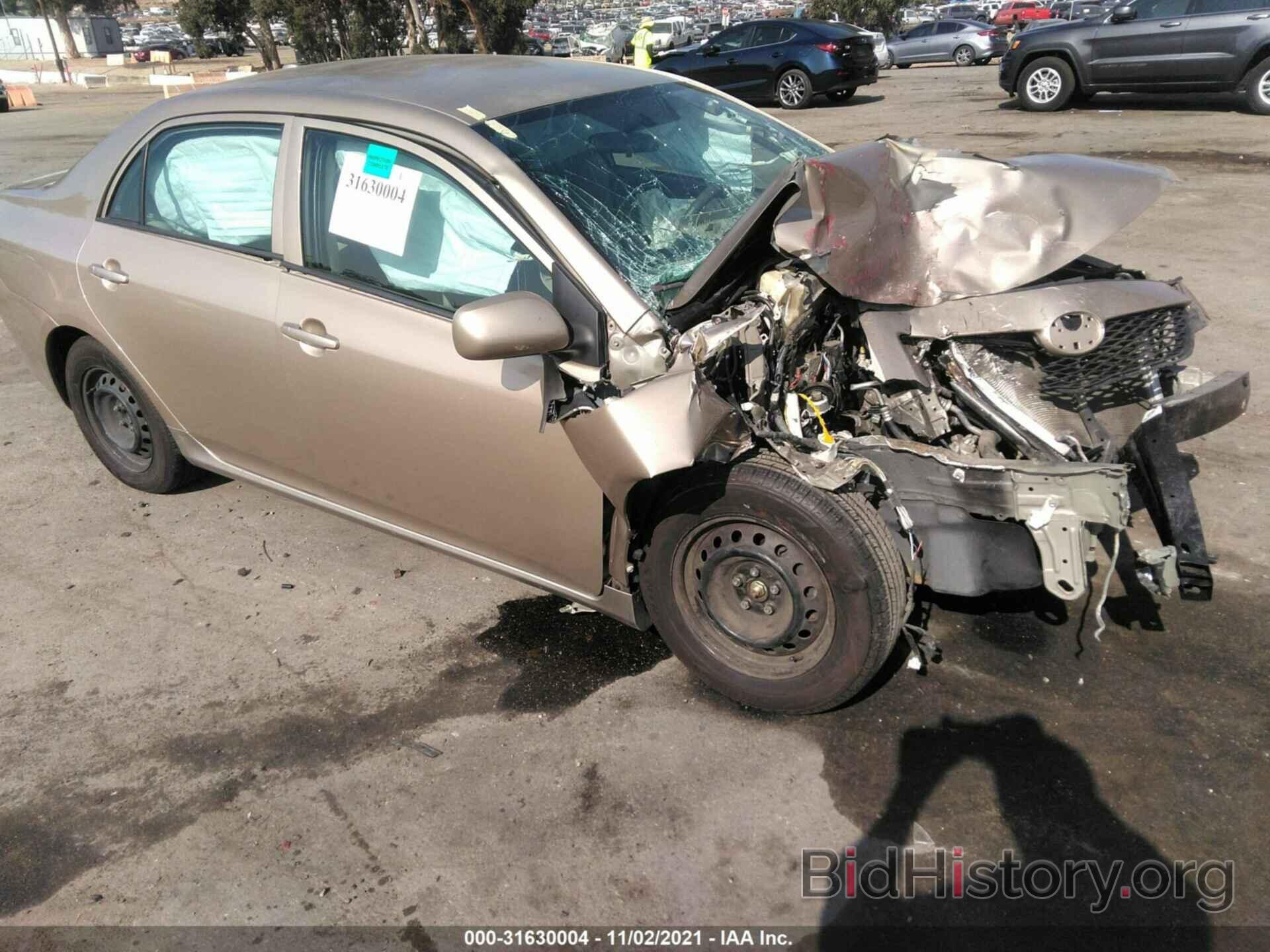 Photo 1NXBU4EE0AZ251454 - TOYOTA COROLLA 2010