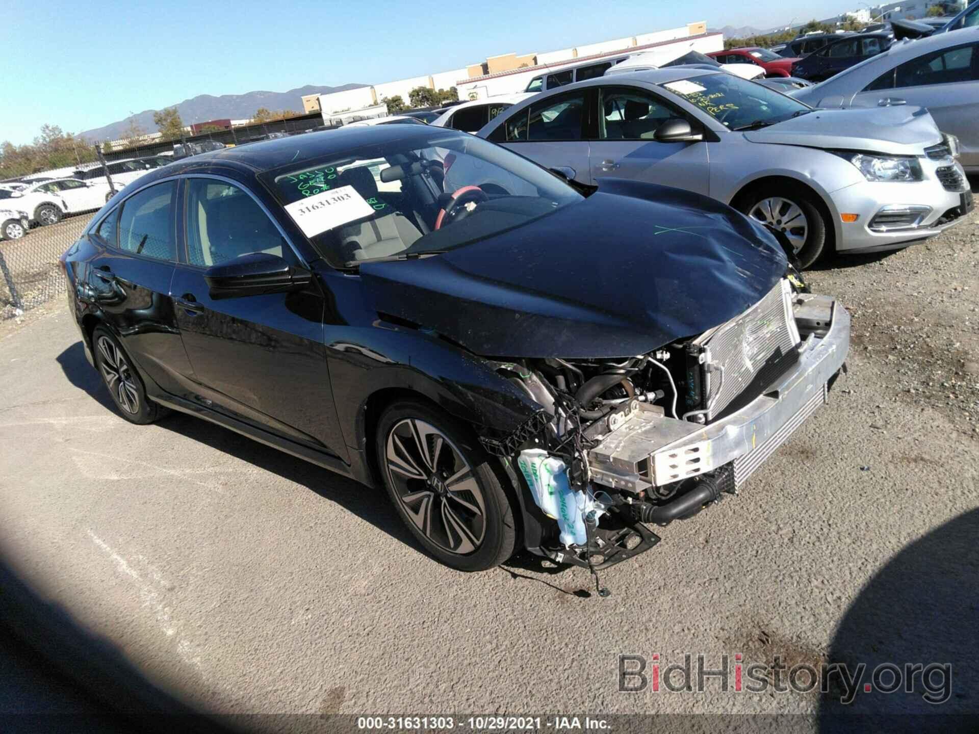 Photo JHMFC1F38JX006077 - HONDA CIVIC SEDAN 2018