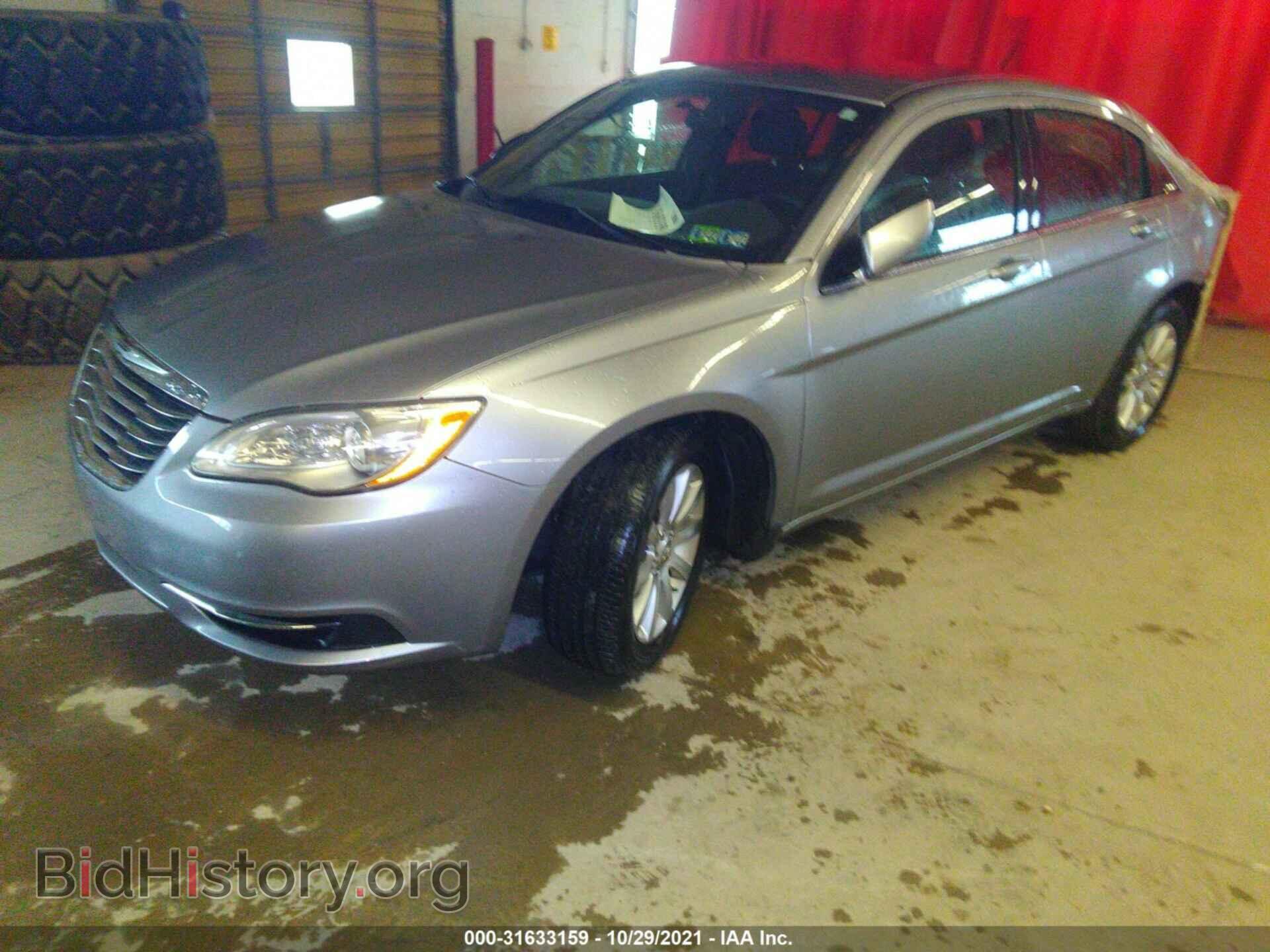 2013 CHRYSLER 200 - VIN: 1C3CCBBB8DN693346 - Фото 2
