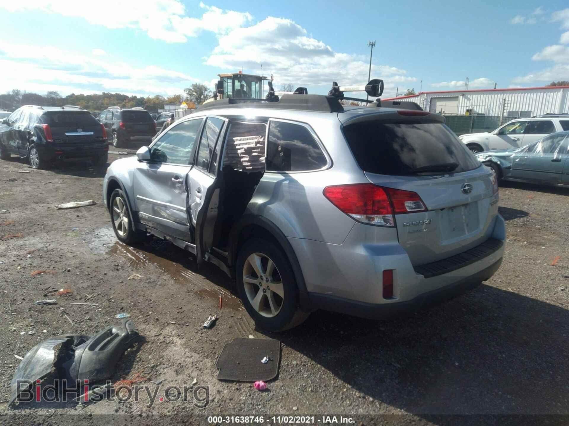 2014 SUBARU OUTBACK - VIN: 4S4BRBLC8E3220519 - Photo 3