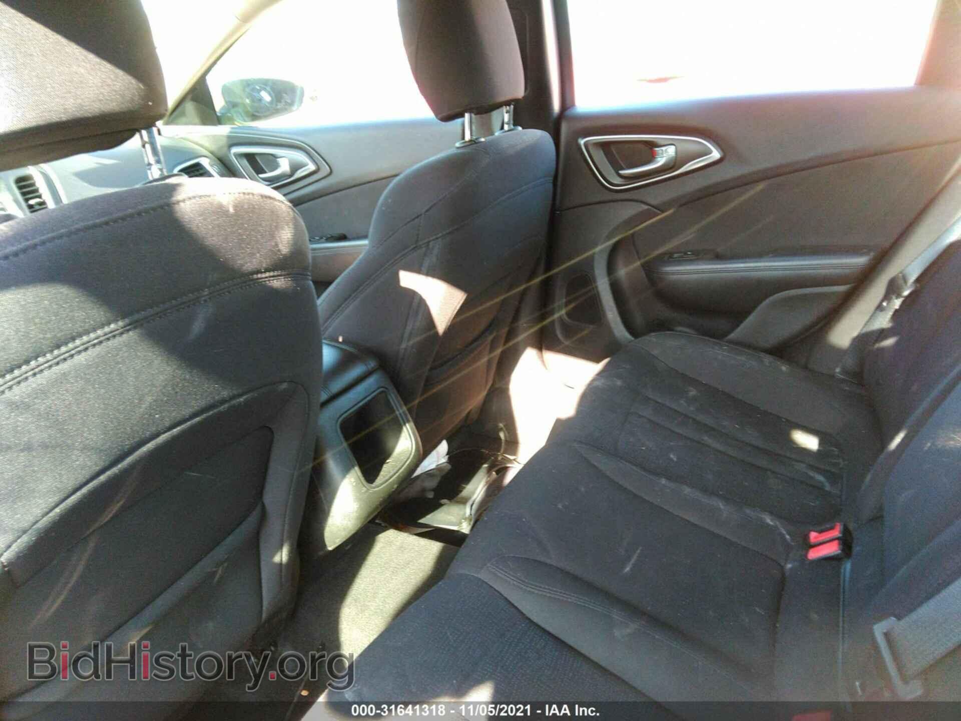 2015 CHRYSLER 200 - VIN: 1C3CCCAB1FN658741 - Фото 8