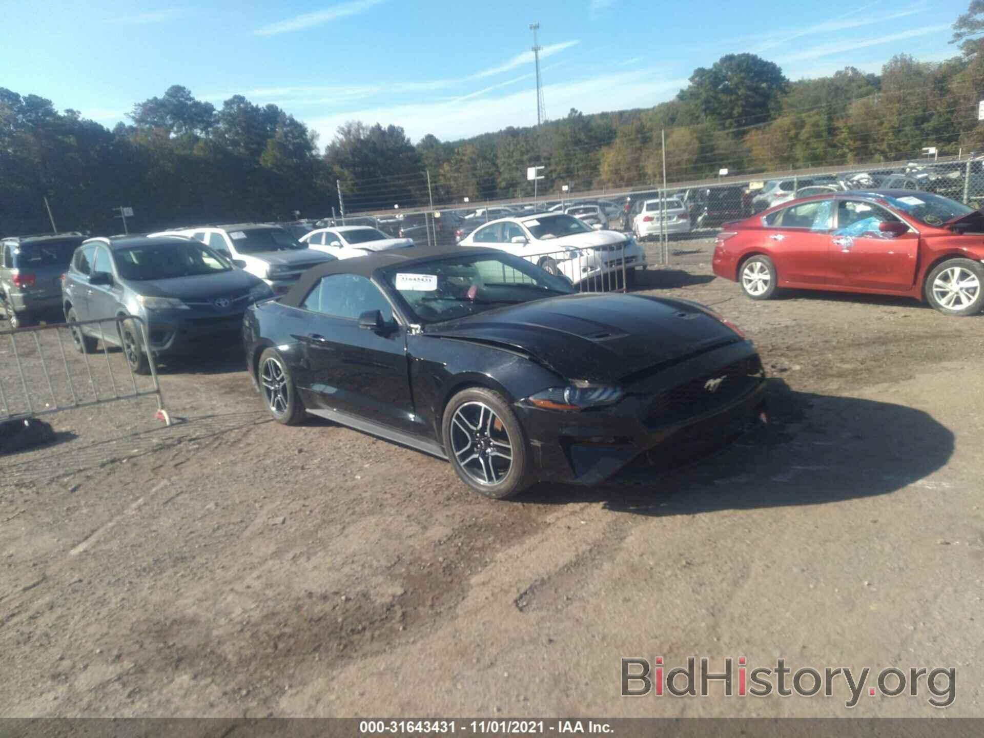 Photo 1FATP8UH3L5143254 - FORD MUSTANG 2020