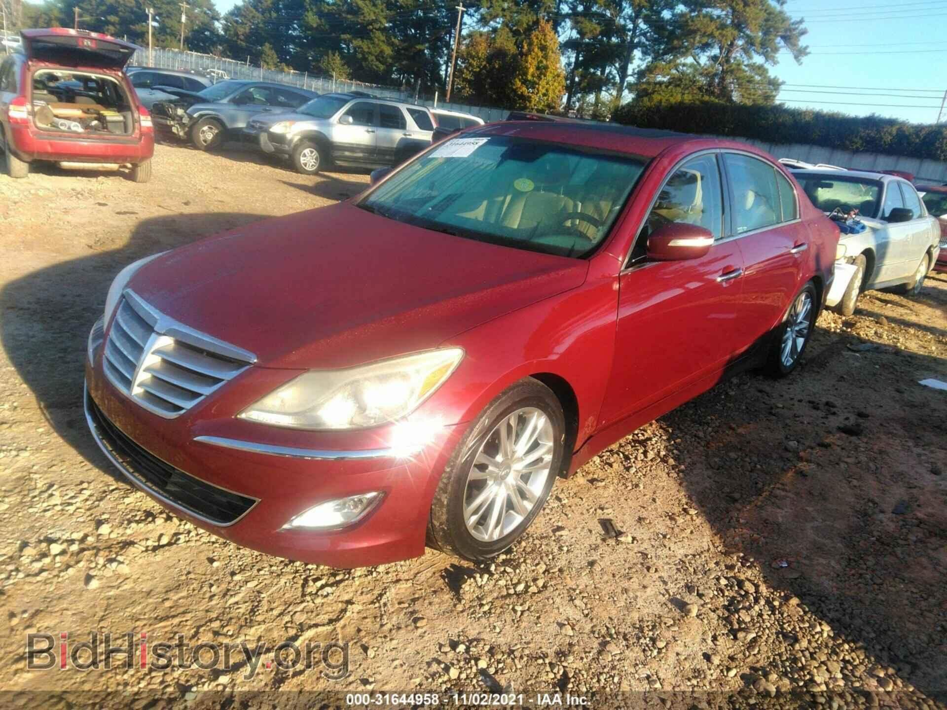 2013 HYUNDAI GENESIS - VIN: KMHGC4DD2DU228232 - Фото 2