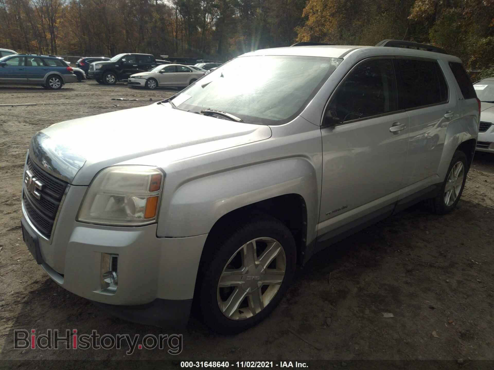 2011 GMC TERRAIN - VIN: 2CTFLTE56B6301006 - Фото 2