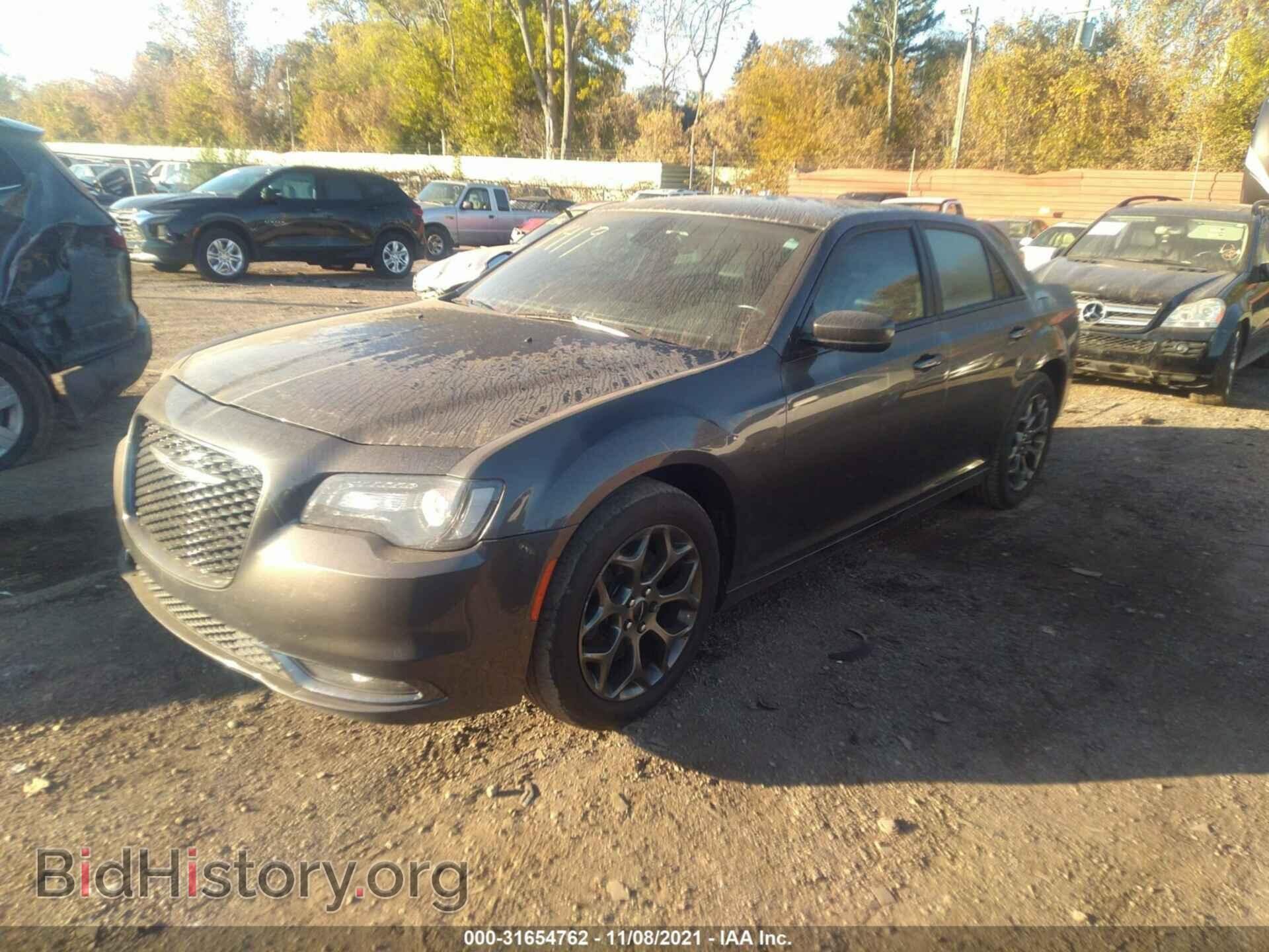 2016 CHRYSLER 300 - VIN: 2C3CCAGG3GH191419 - Фото 2